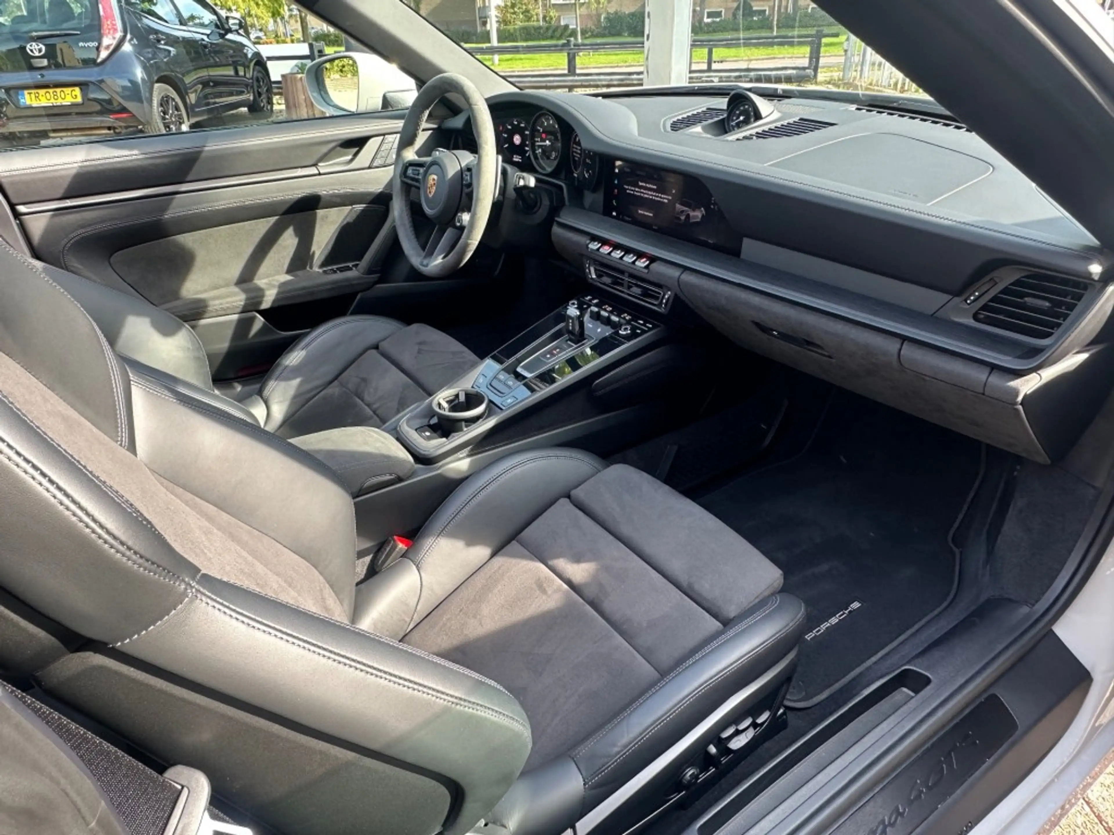 Porsche 992 3.0 TARGA 4 GTS Automaat Navi — photo 15