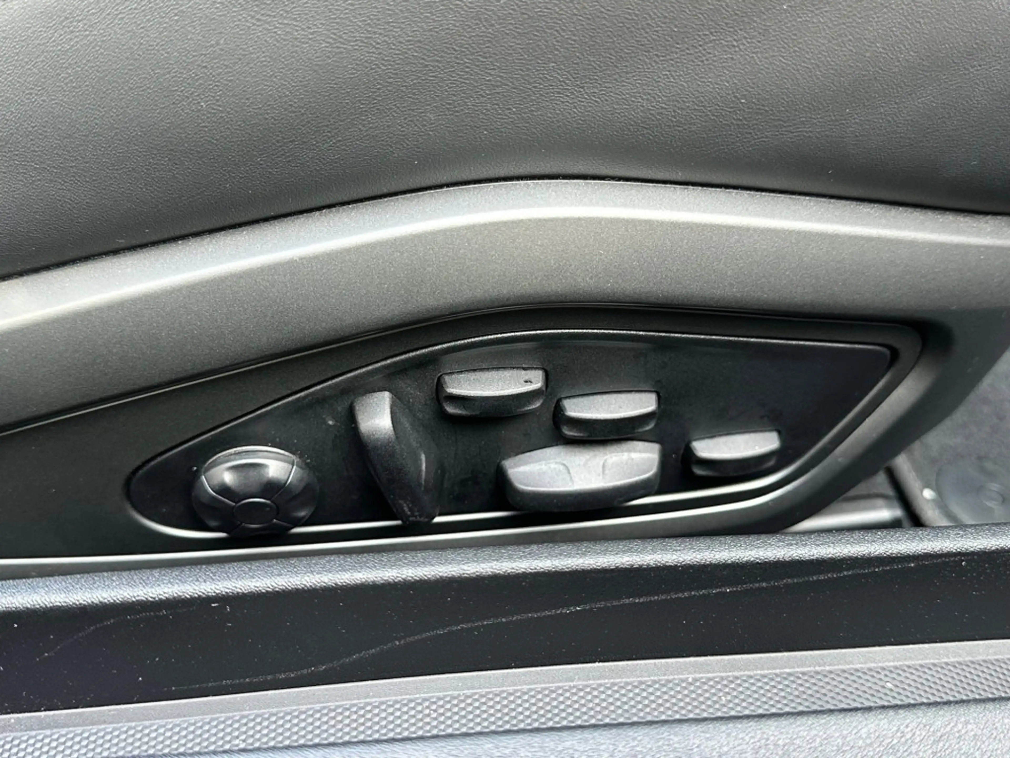 Porsche 992 3.0 TARGA 4 GTS Automaat Navi — photo 36