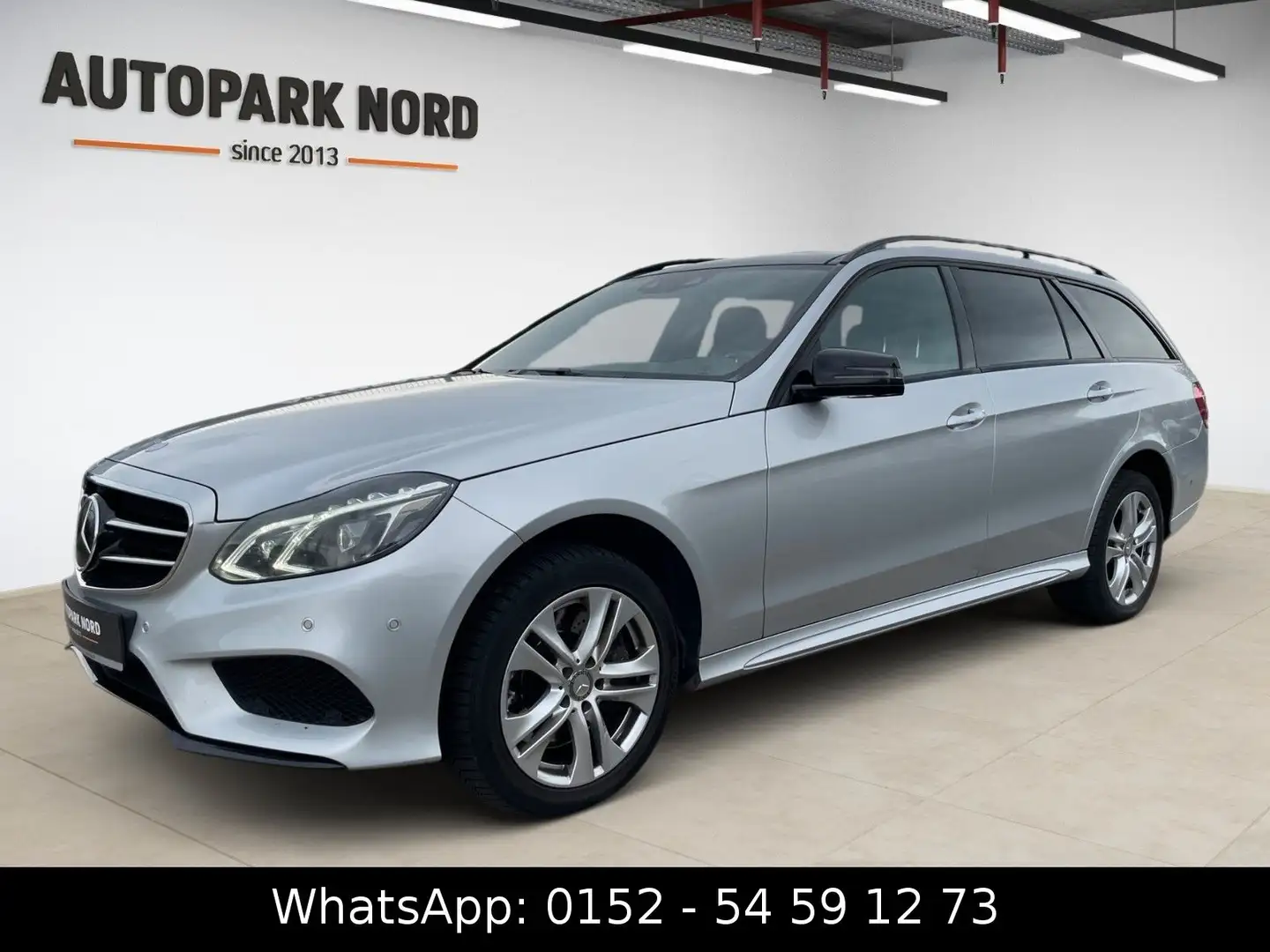 Mercedes-Benz E 350 BlueTec 4Matic AMG - VOLLAUSSTATTUNG! Argent - 1