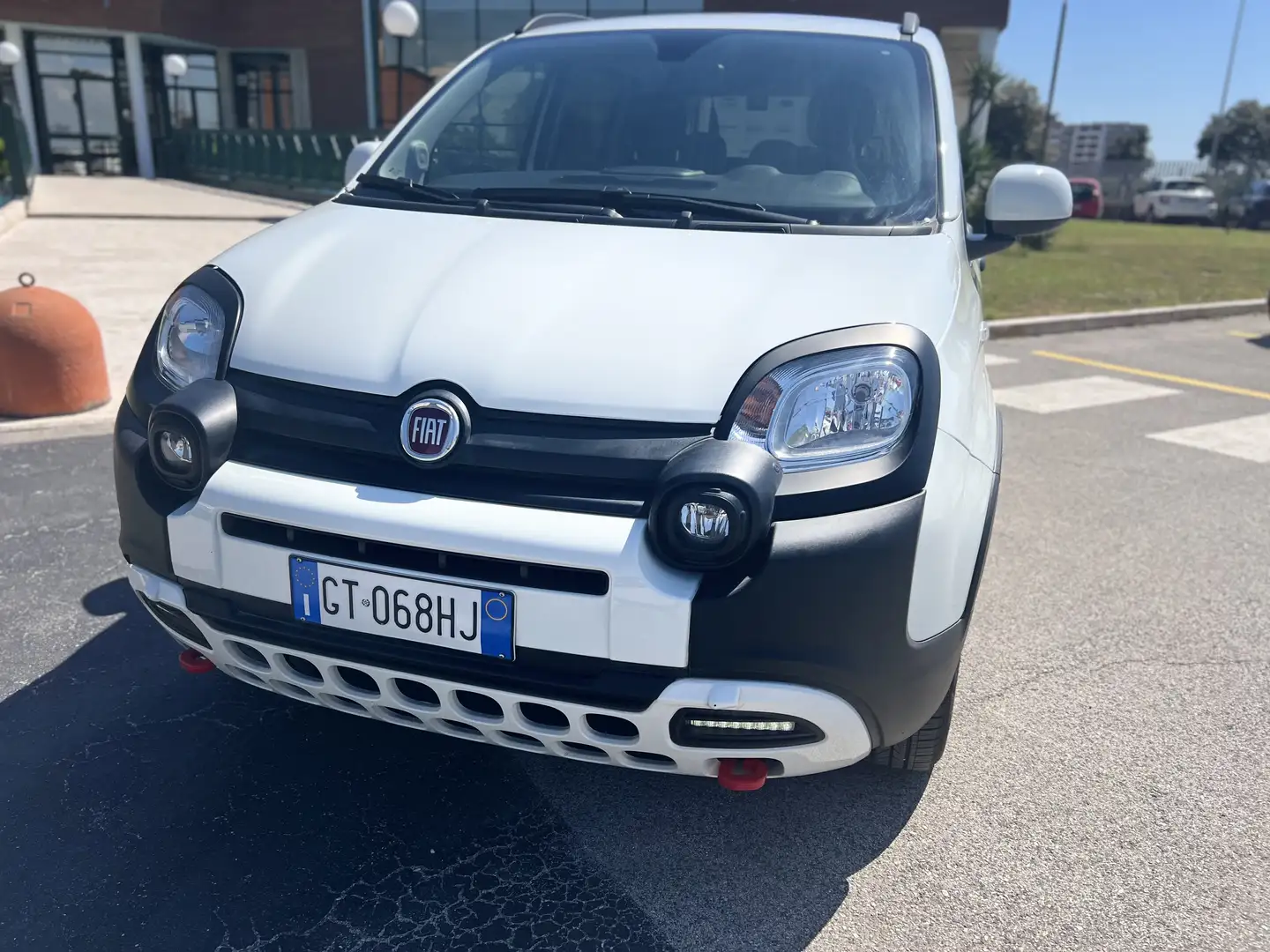 Fiat Panda 1.0 firefly hybrid Cross s&s 70cv Weiß - 2