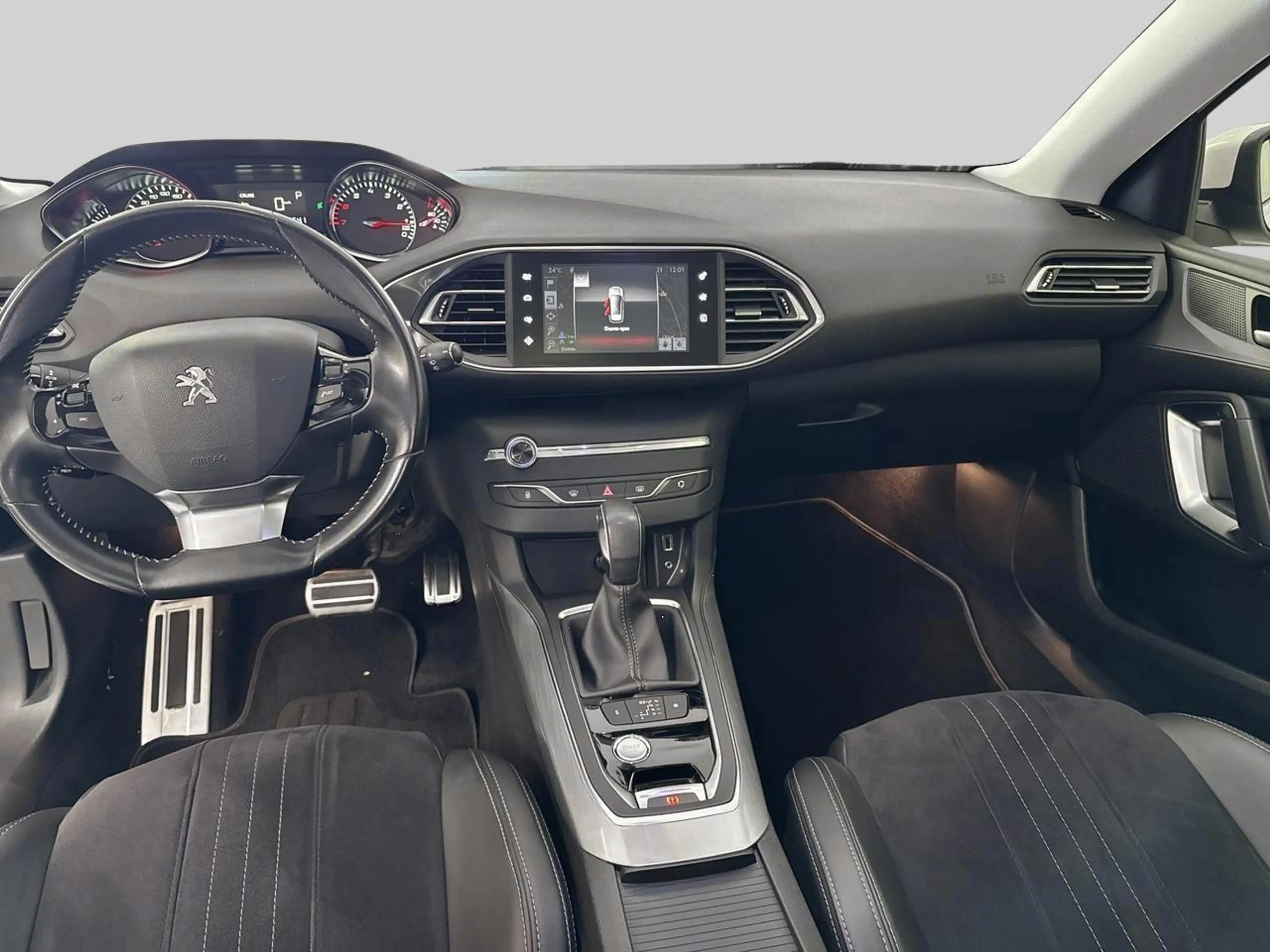 Peugeot 308 SW 1.2 PureTech 96kW s/s Aut. Allure — photo 12