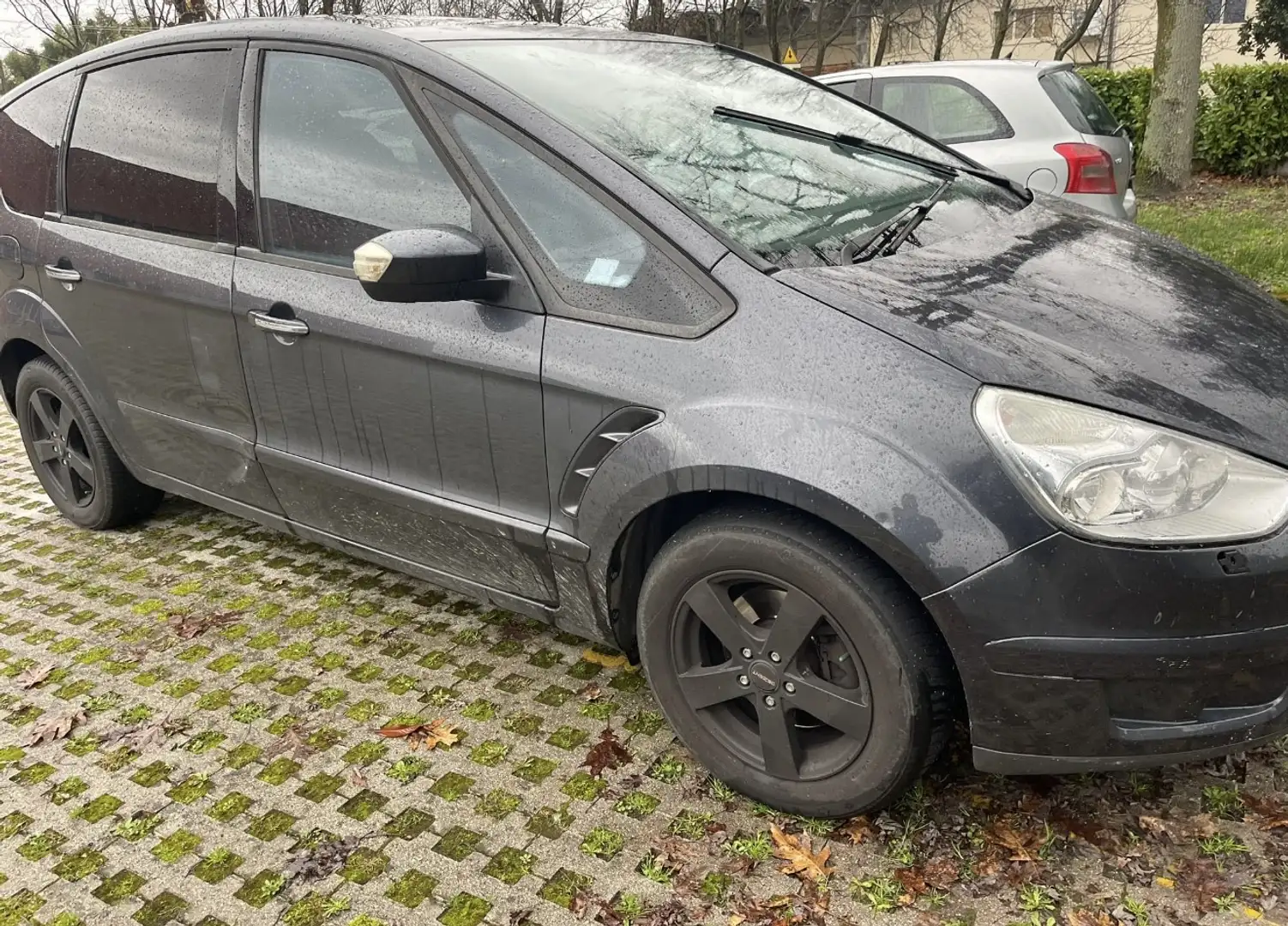 Ford S-Max 2.0 tdci Individual c/radio 140cv - 2