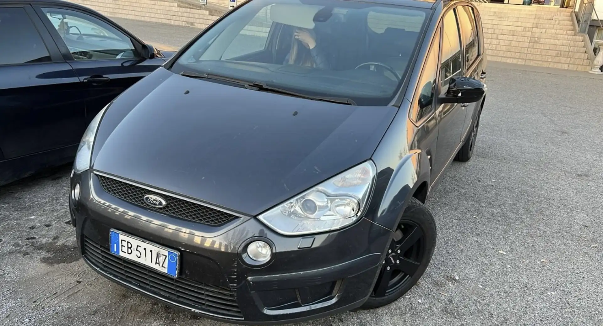 Ford S-Max 2.0 tdci Individual c/radio 140cv - 1