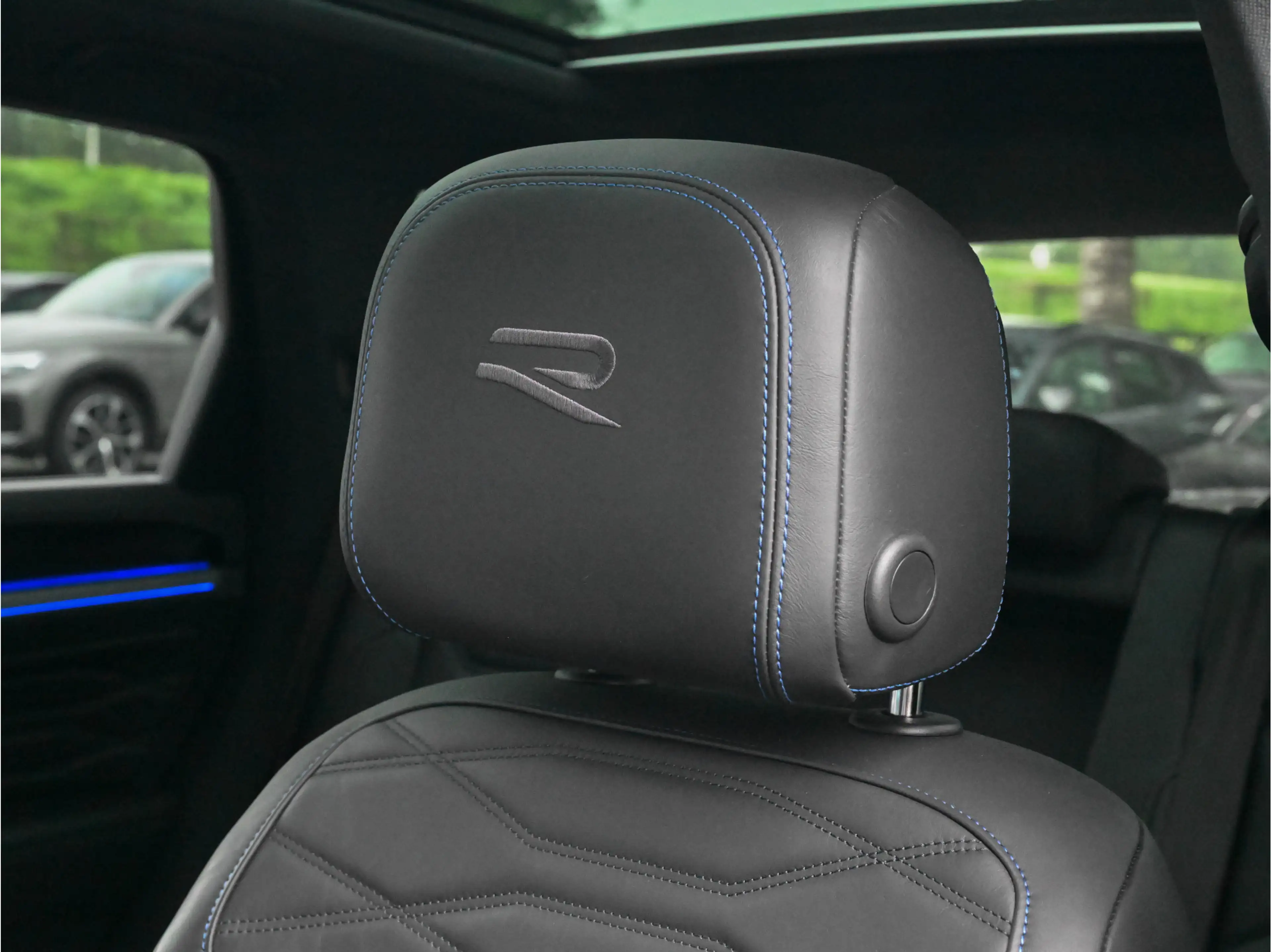 Volkswagen Touareg 3.0 TSi eHybrid 4MOTION R Pano Lucht Leder-Belucht — photo 42