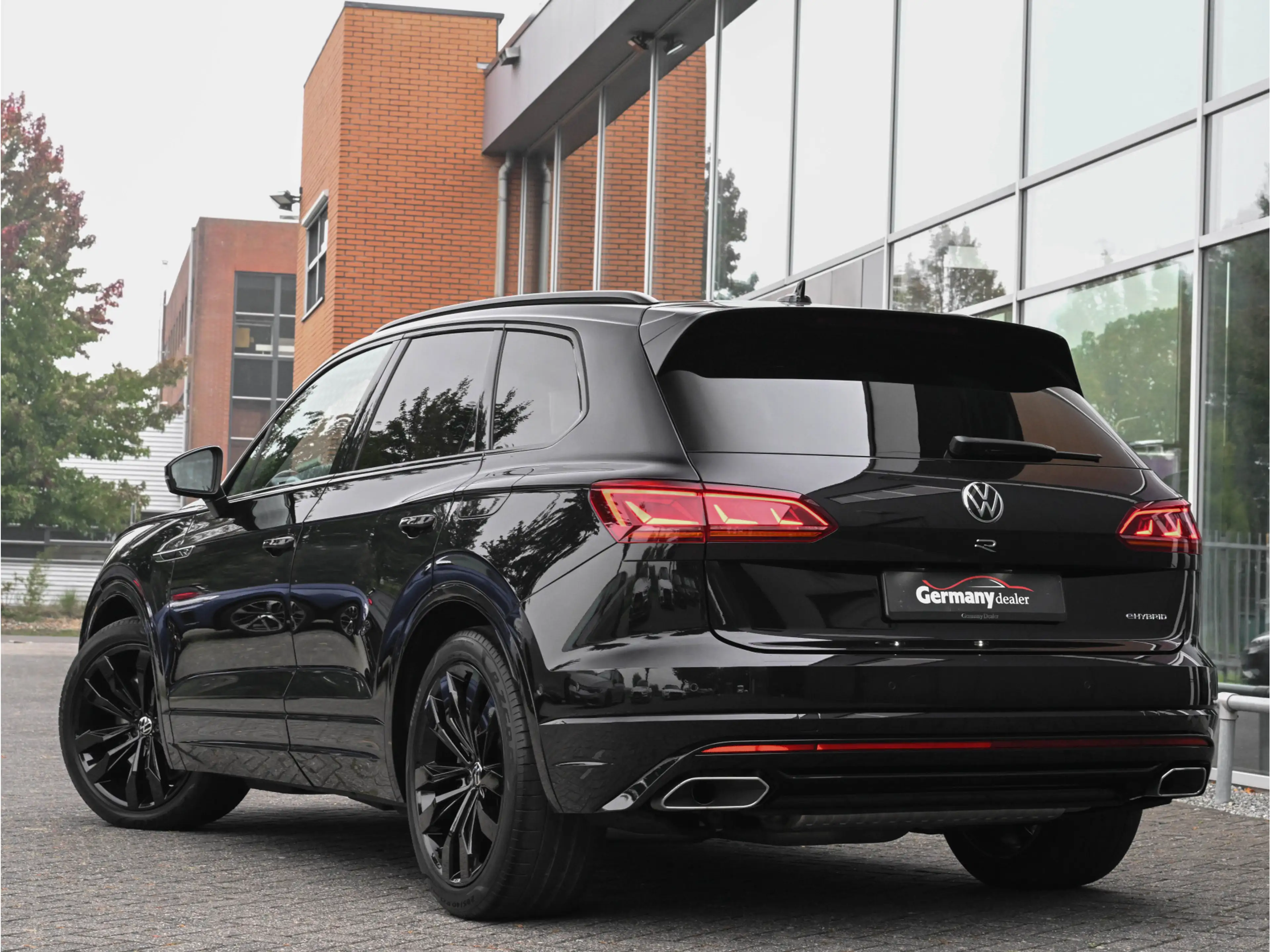 Volkswagen Touareg 3.0 TSi eHybrid 4MOTION R Pano Lucht Leder-Belucht — photo 2