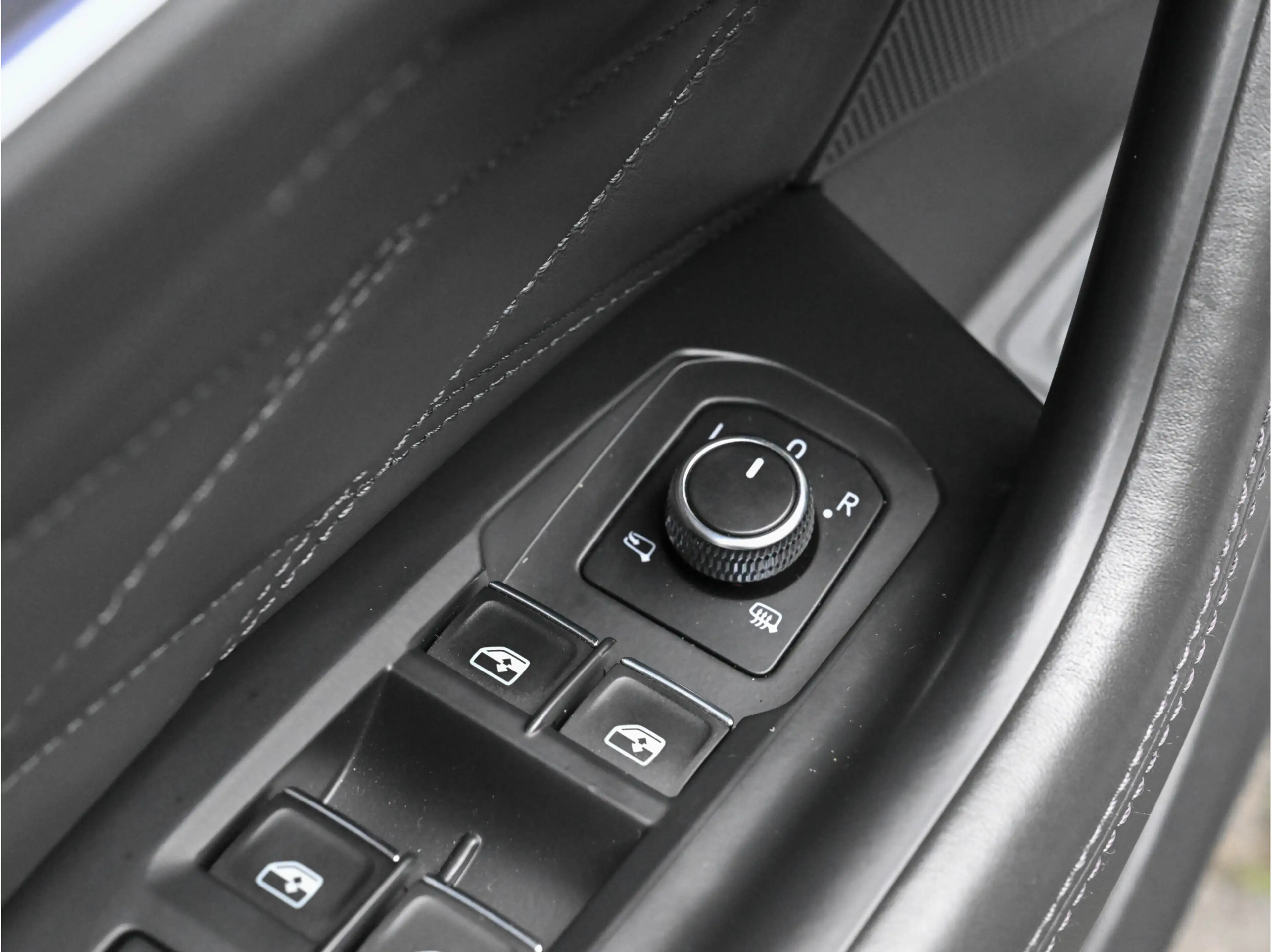 Volkswagen Touareg 3.0 TSi eHybrid 4MOTION R Pano Lucht Leder-Belucht — photo 41