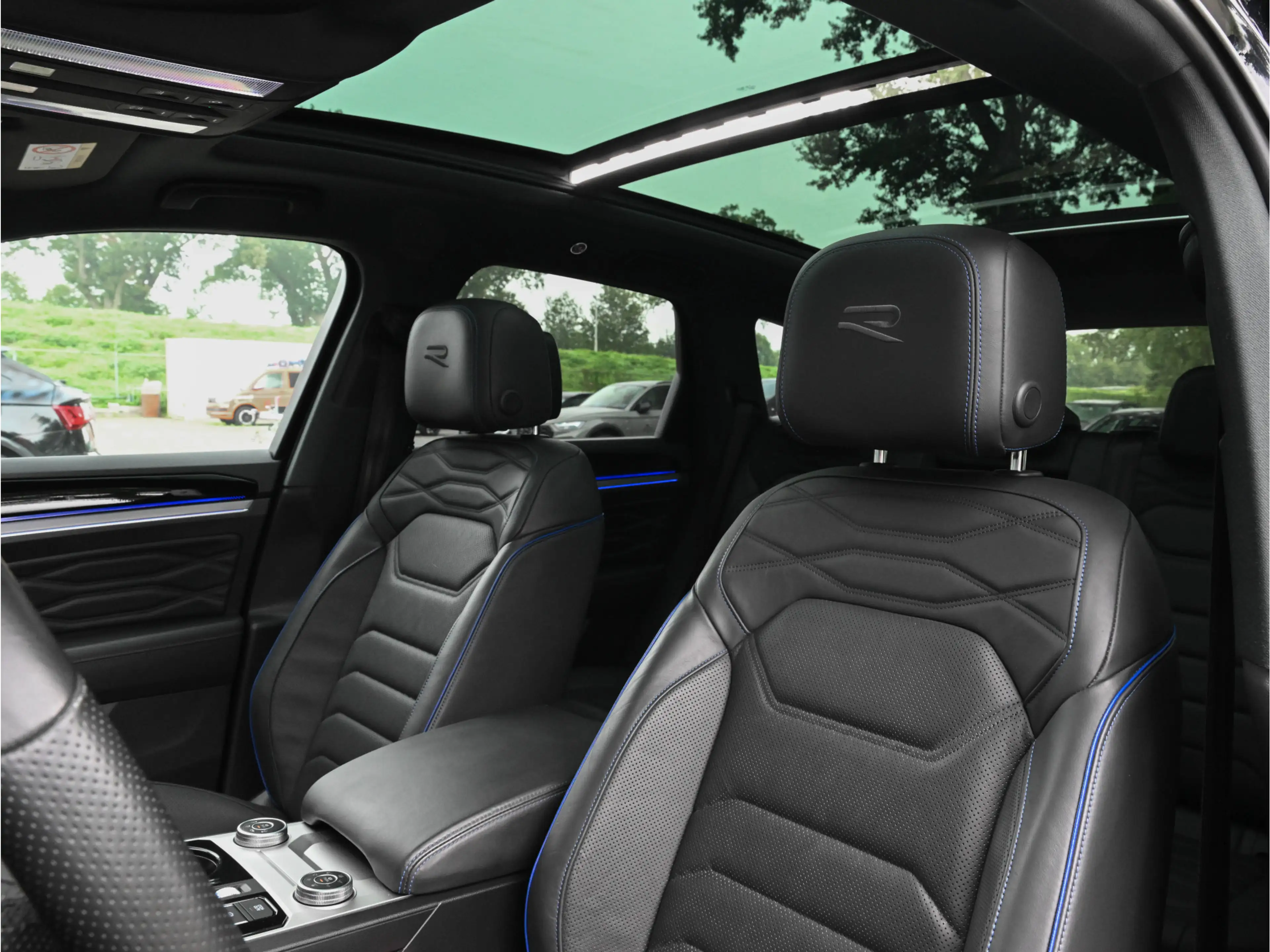 Volkswagen Touareg 3.0 TSi eHybrid 4MOTION R Pano Lucht Leder-Belucht — photo 18