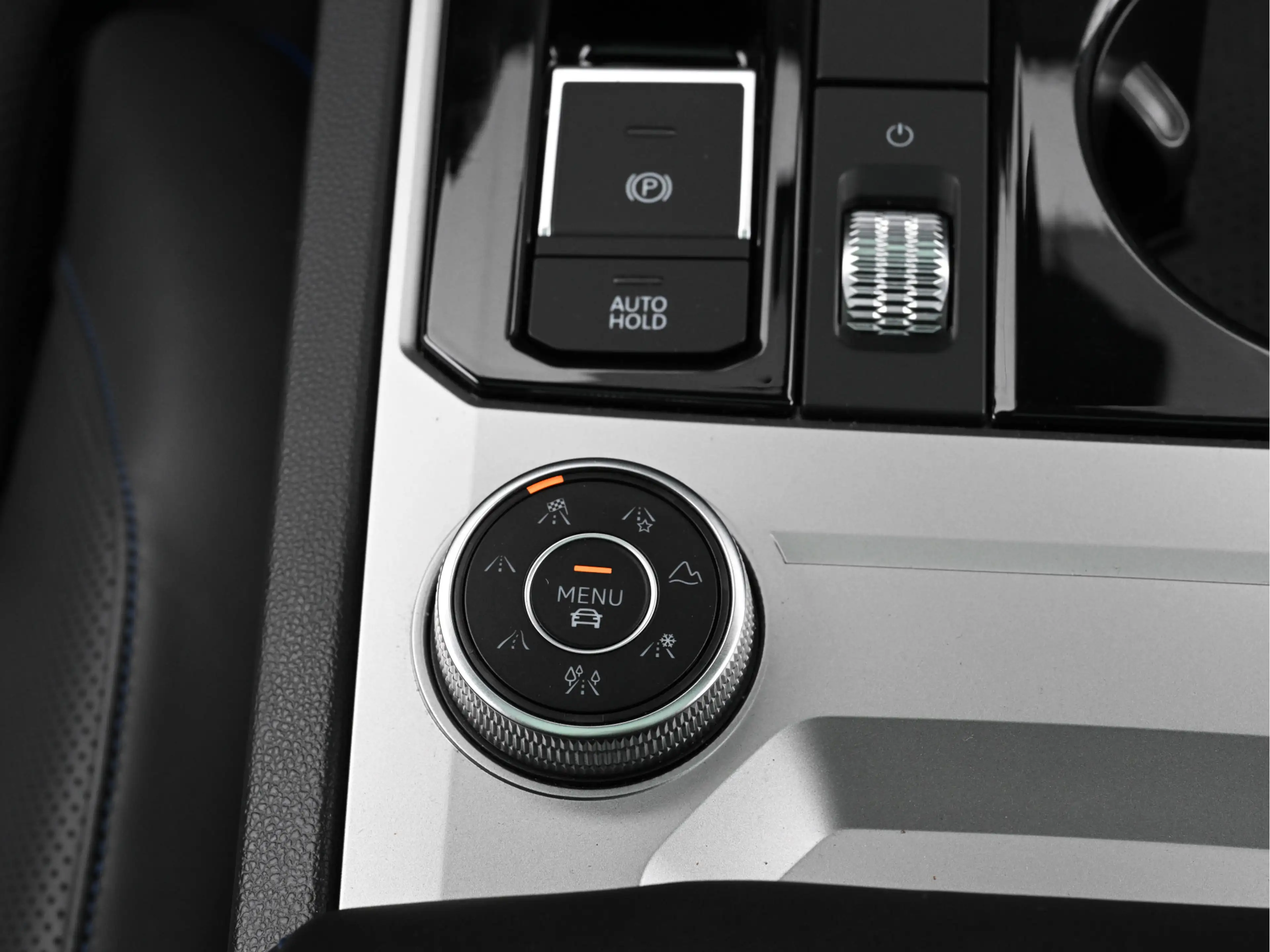 Volkswagen Touareg 3.0 TSi eHybrid 4MOTION R Pano Lucht Leder-Belucht — photo 33