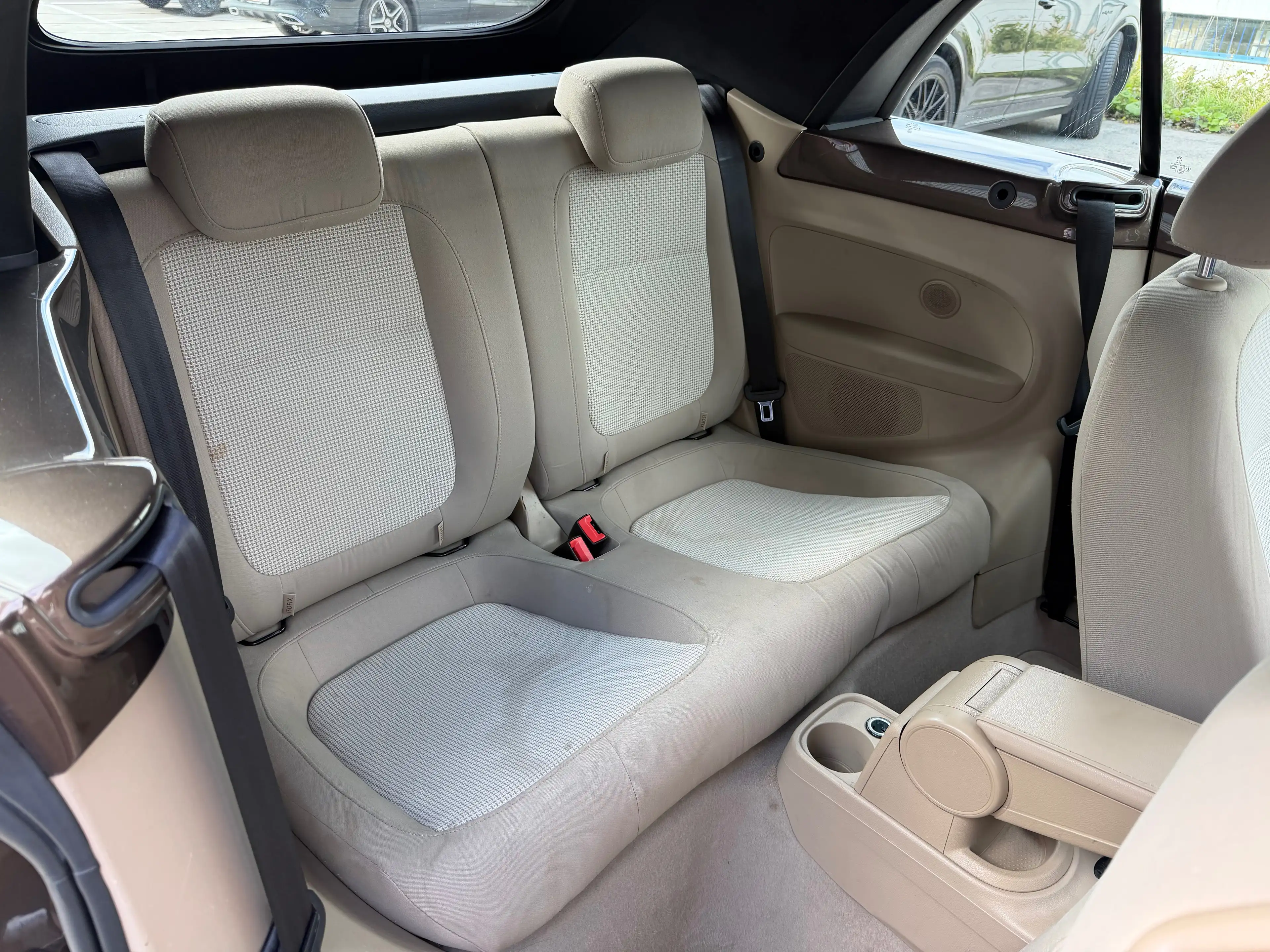Volkswagen Beetle Beetle Cabriolet 1.2 TSI Design BMT — photo 10