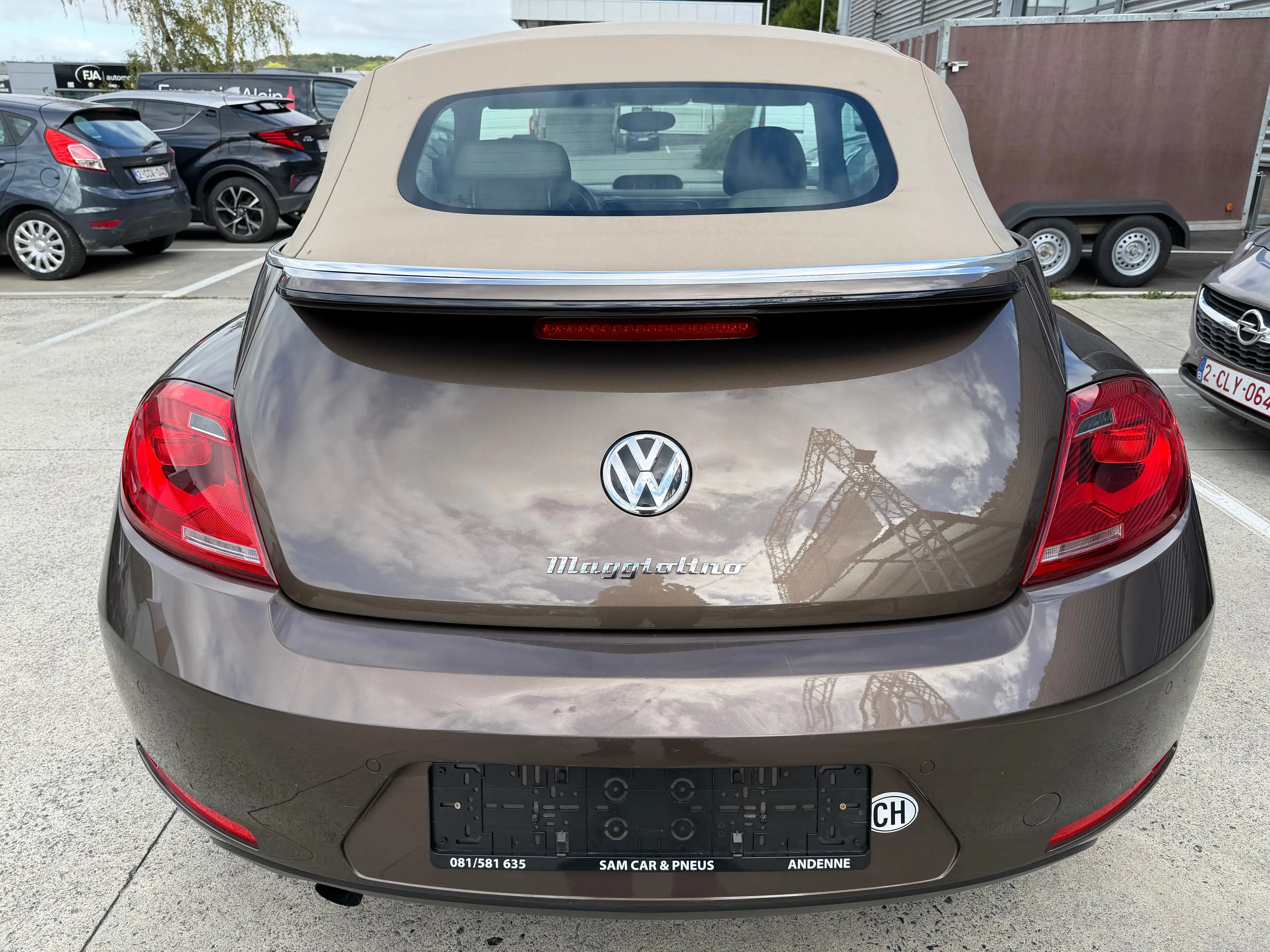 Volkswagen Beetle Beetle Cabriolet 1.2 TSI Design BMT — photo 6