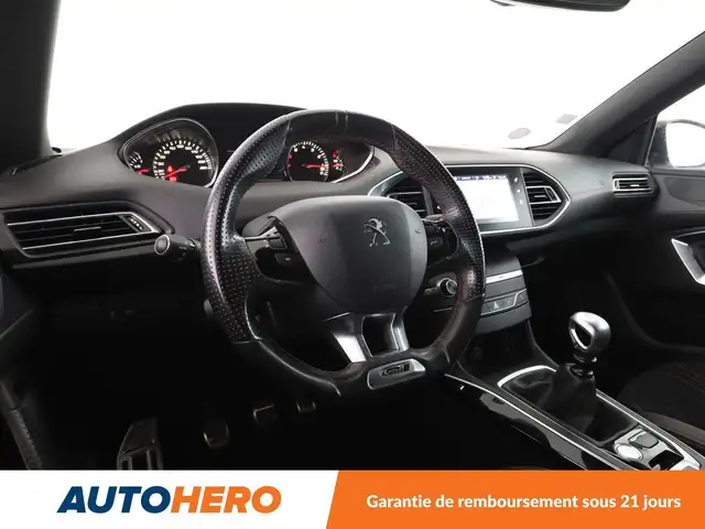 Peugeot 308 view 11