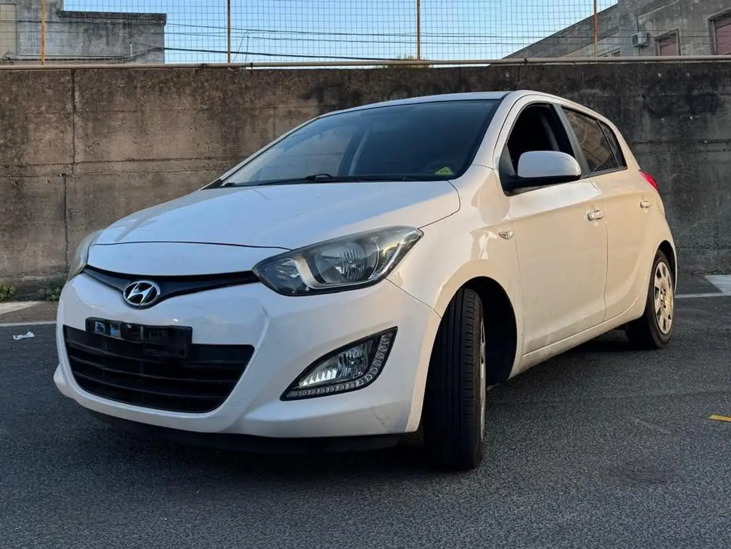 Hyundai i20 i20 5p 1.2 Sound Edition econext (bluedrive) Gpl Bianco - 1