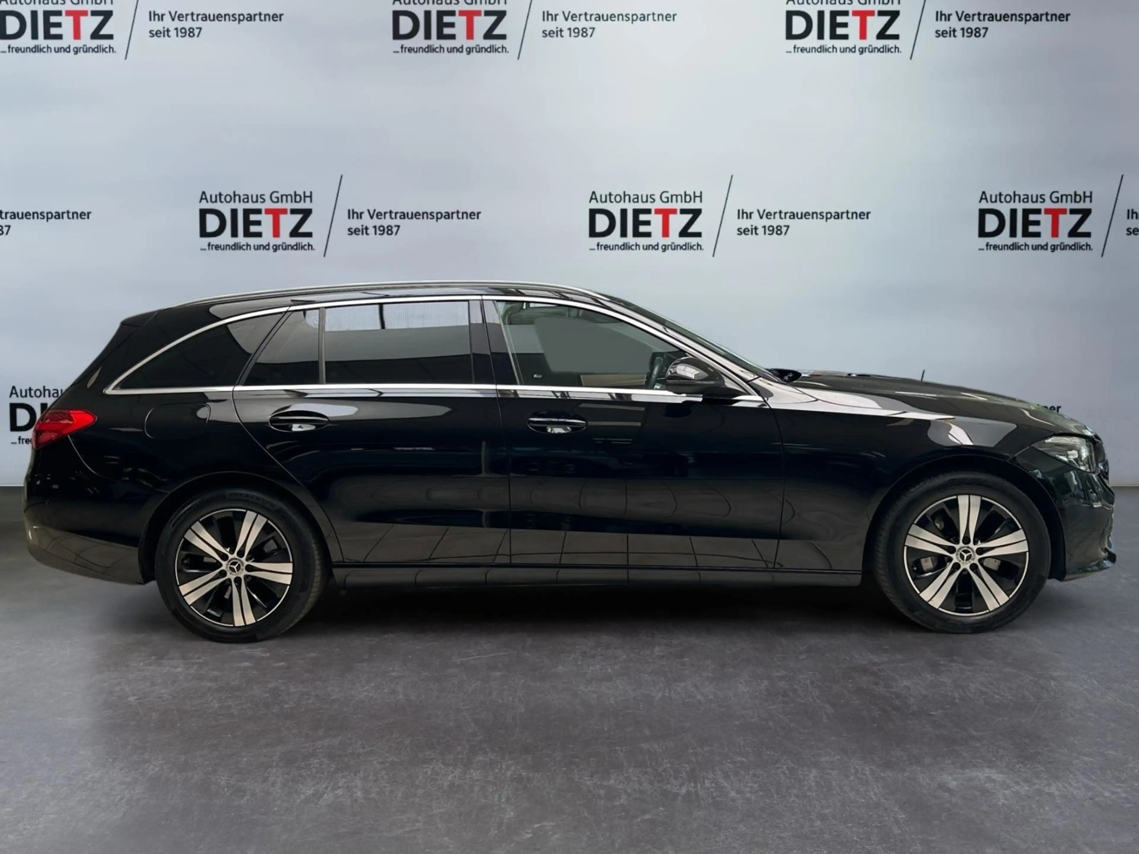 Mercedes-Benz C 300 e T Avantgarde*9G*LED*NAVI*KAM*DISTR*WIDE — photo 2