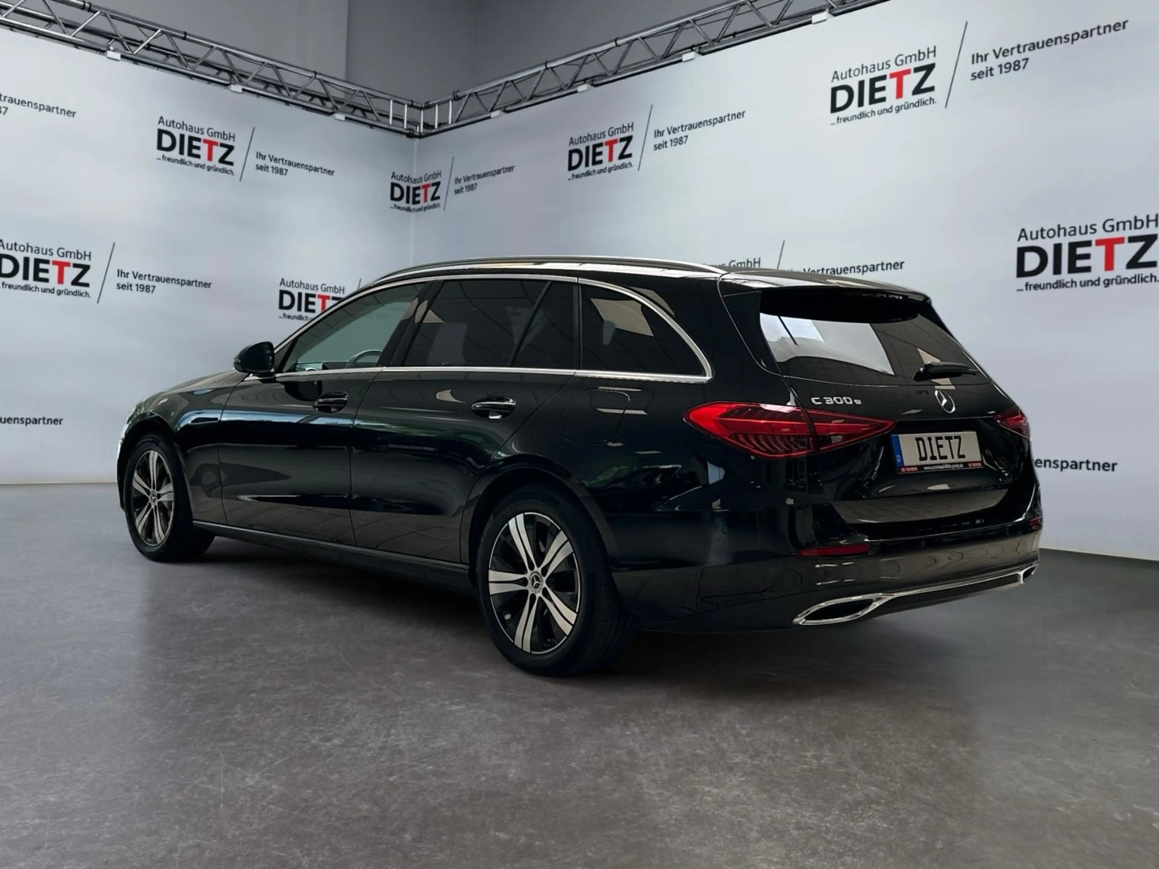 Mercedes-Benz C 300 e T Avantgarde*9G*LED*NAVI*KAM*DISTR*WIDE — photo 6