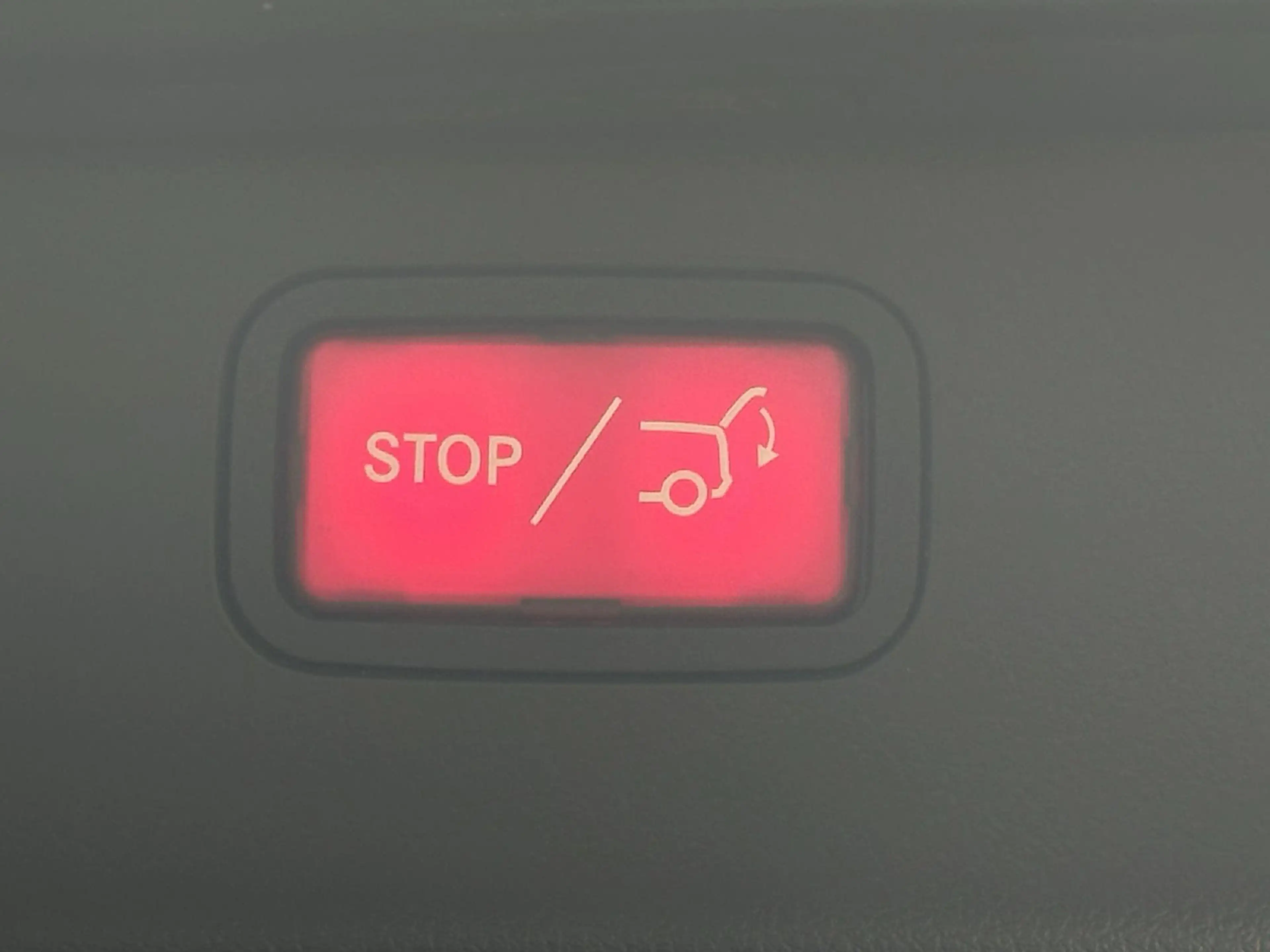 Mercedes-Benz C 300 e T Avantgarde*9G*LED*NAVI*KAM*DISTR*WIDE — photo 32