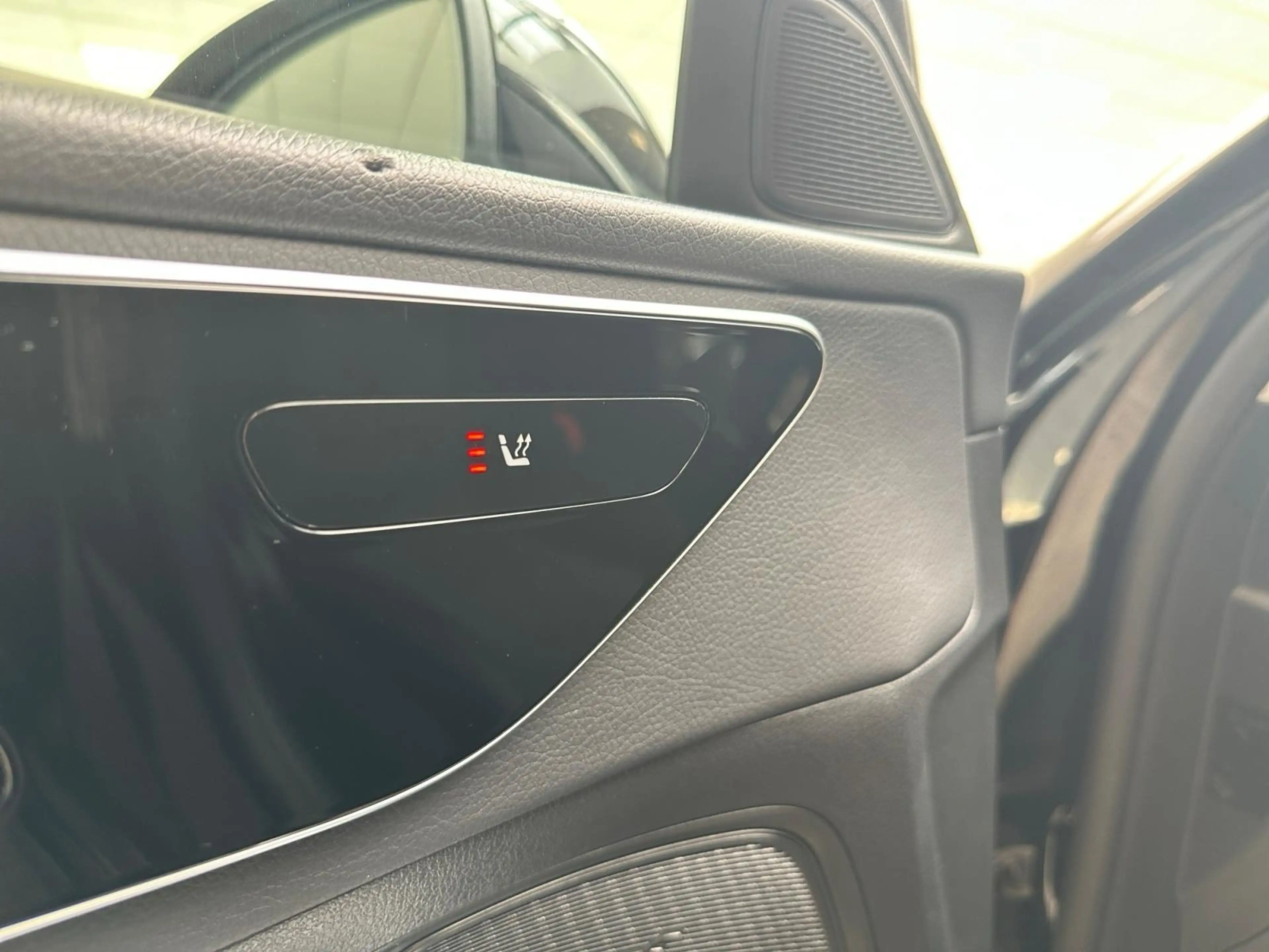 Mercedes-Benz C 300 e T Avantgarde*9G*LED*NAVI*KAM*DISTR*WIDE — photo 26