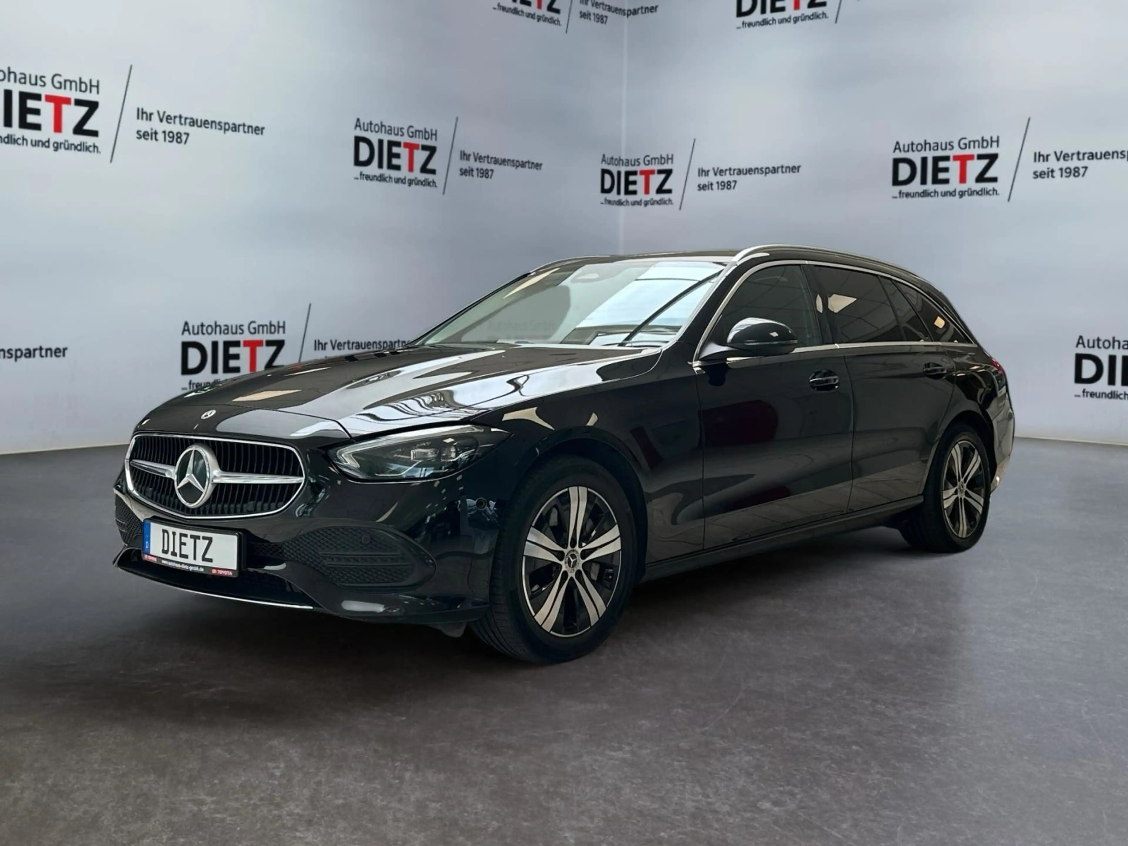 Mercedes-Benz C 300 e T Avantgarde*9G*LED*NAVI*KAM*DISTR*WIDE — photo 4