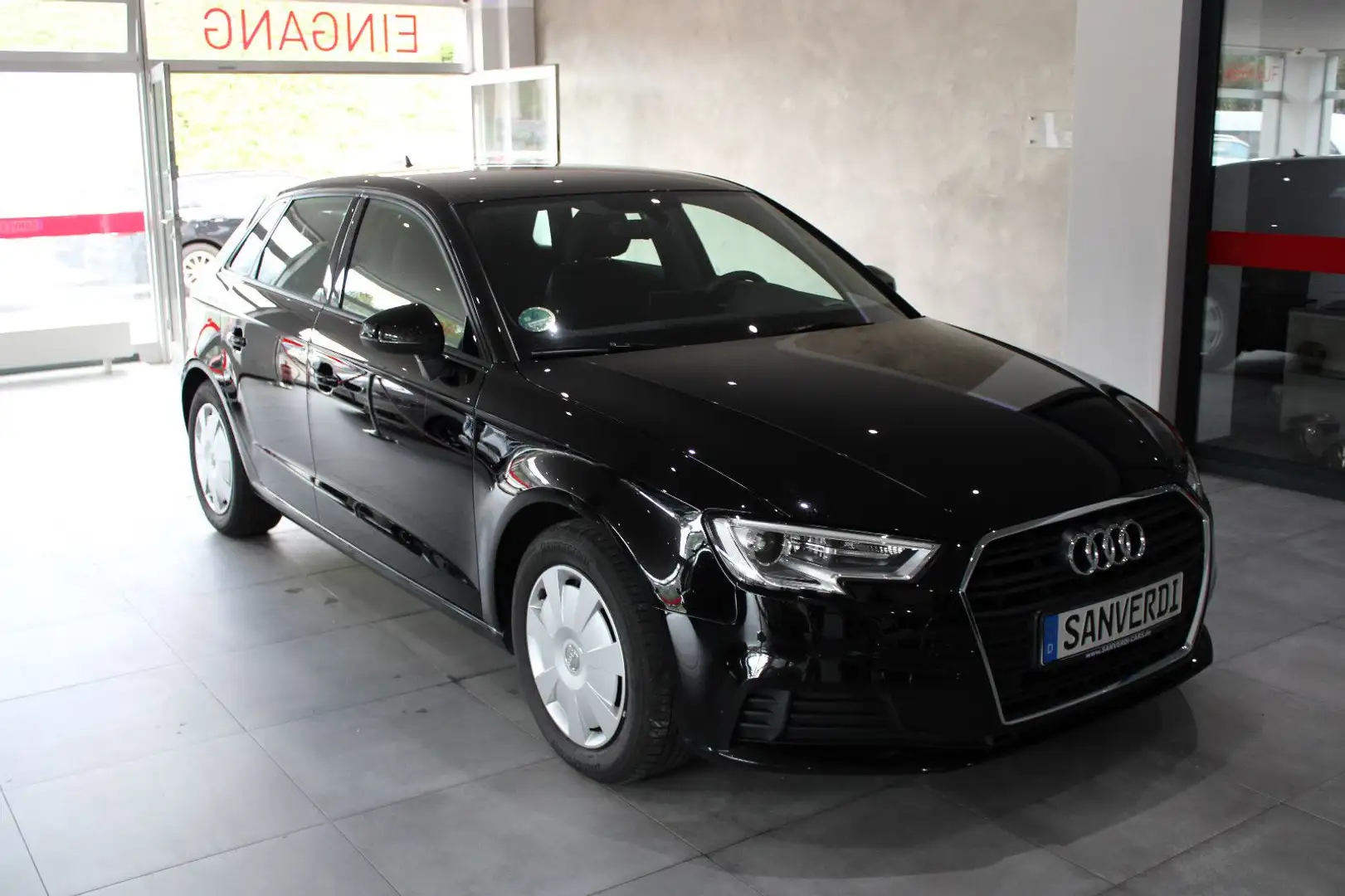Audi A3 35 TFSI S-TRONIC SPORTBACK NAVI XENON PDC Schwarz - 2