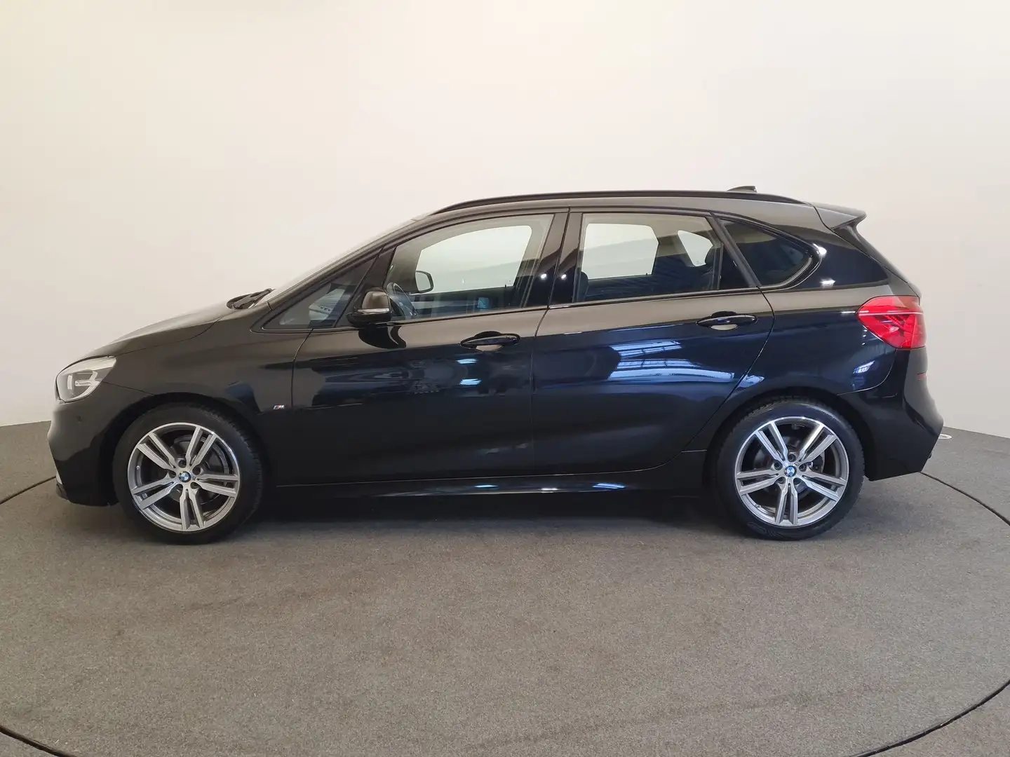 BMW 218 2-serie Active Tourer 218i High Executive M Panora Zwart - 2