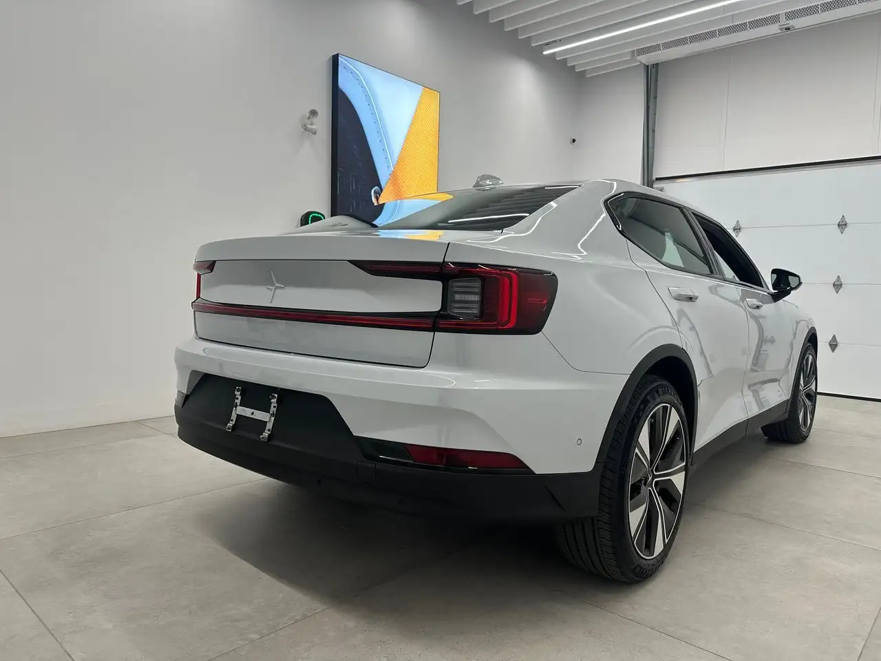 Polestar 2 снимка Polestar 2