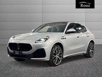 3.0 V6 Trofeo 530cv auto