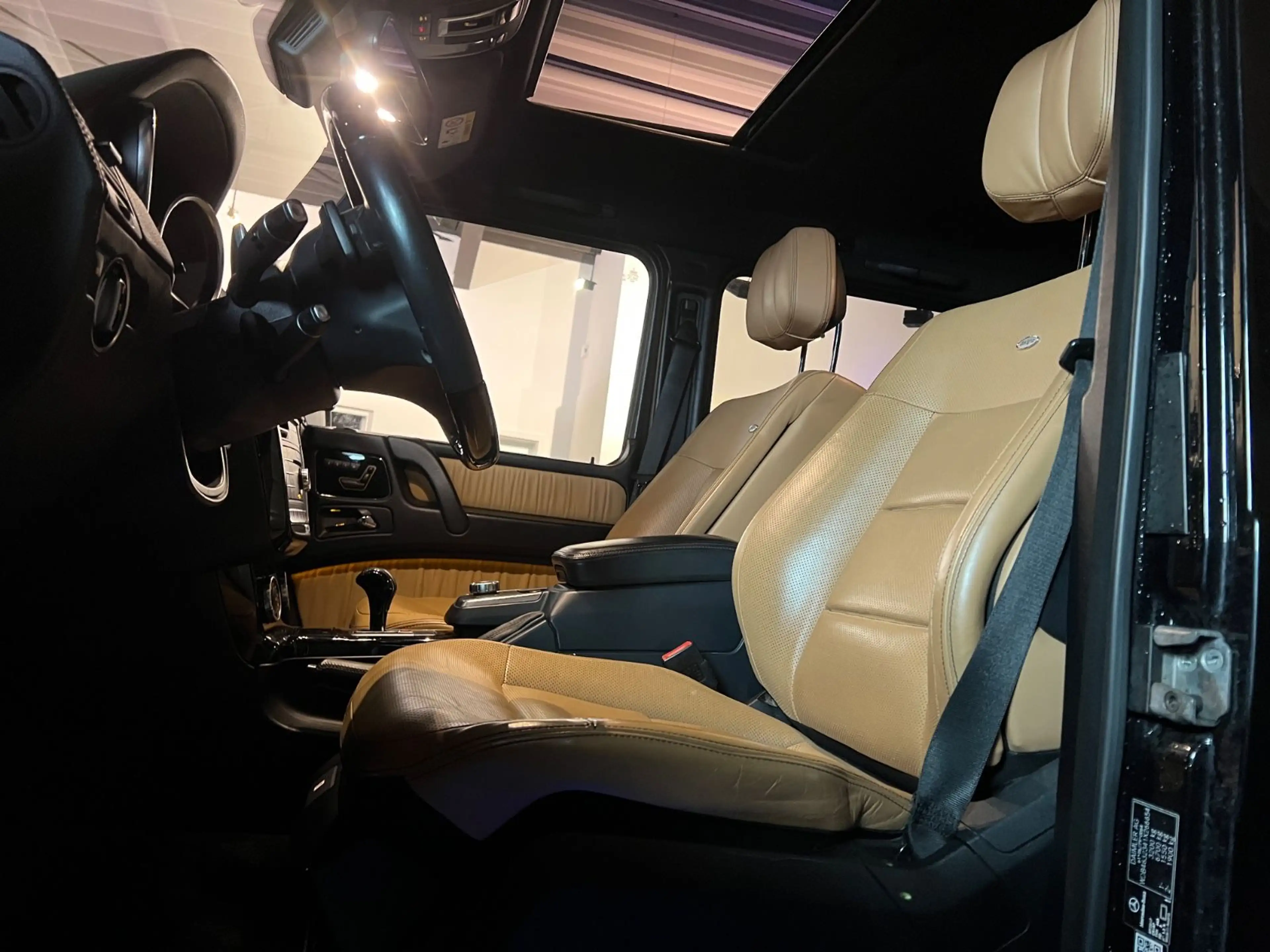 Mercedes-Benz G 500 AMG — photo 6