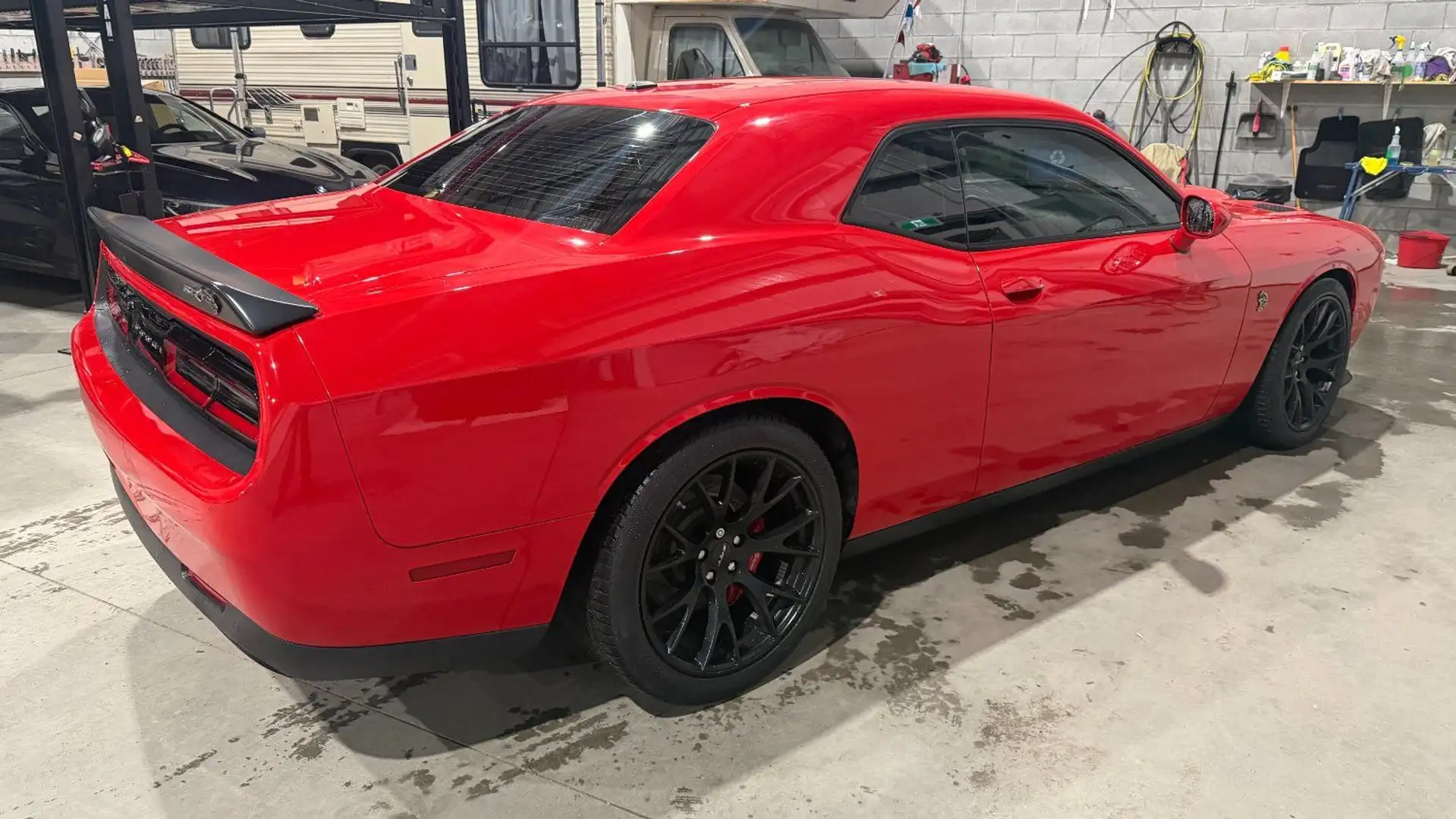 Dodge Challenger Hellcat Roşu - 2