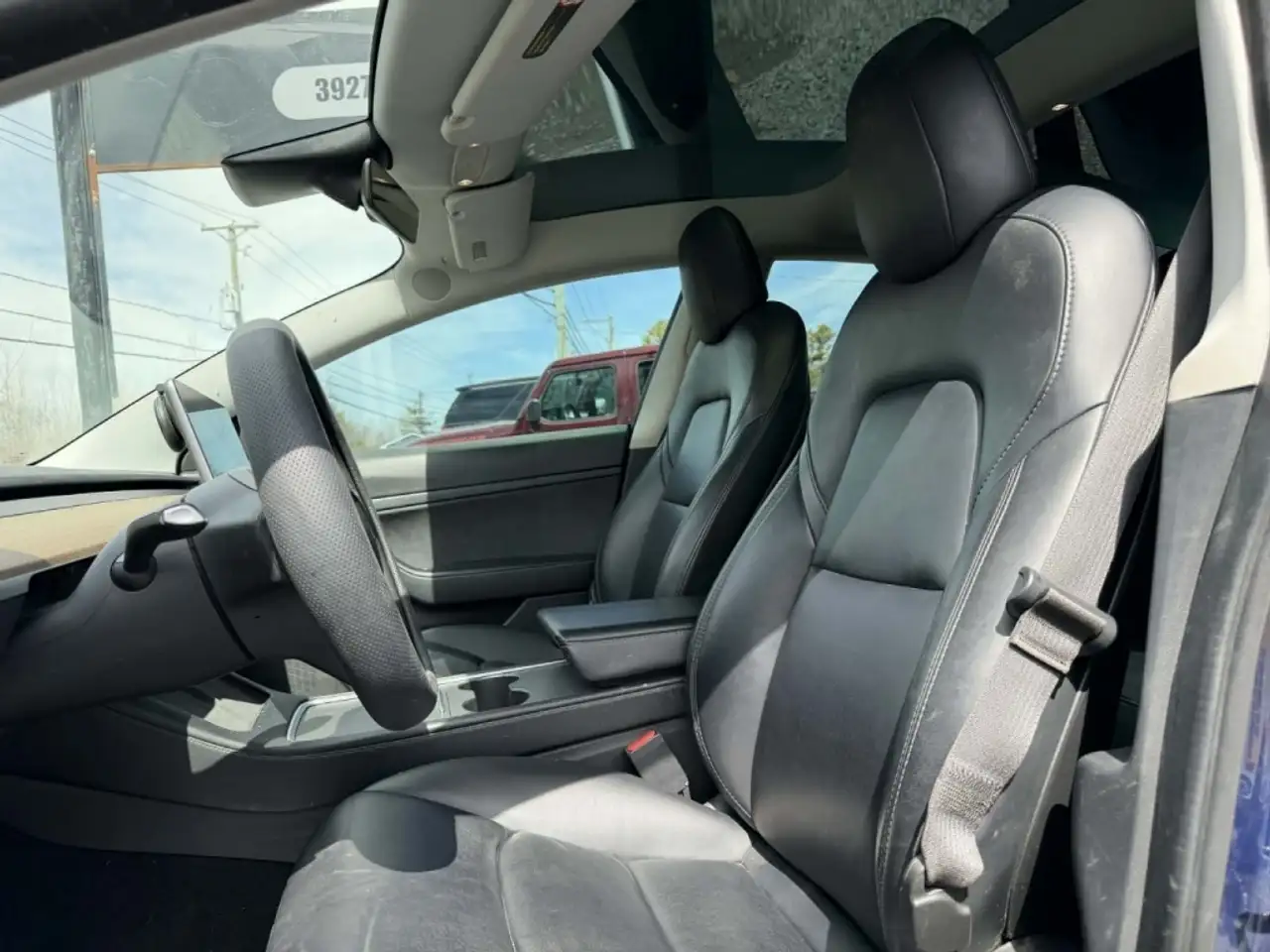 Tesla Model 3 снимка Tesla Model 3