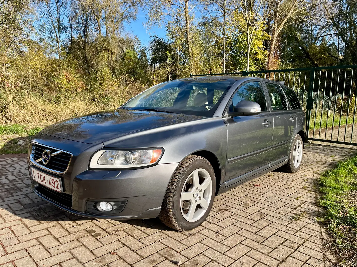 Volvo V50 V50 D2 Limited Edition Gris - 1