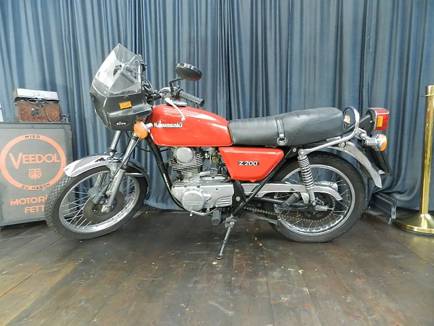 Kawasaki Z 200 Rot - 2