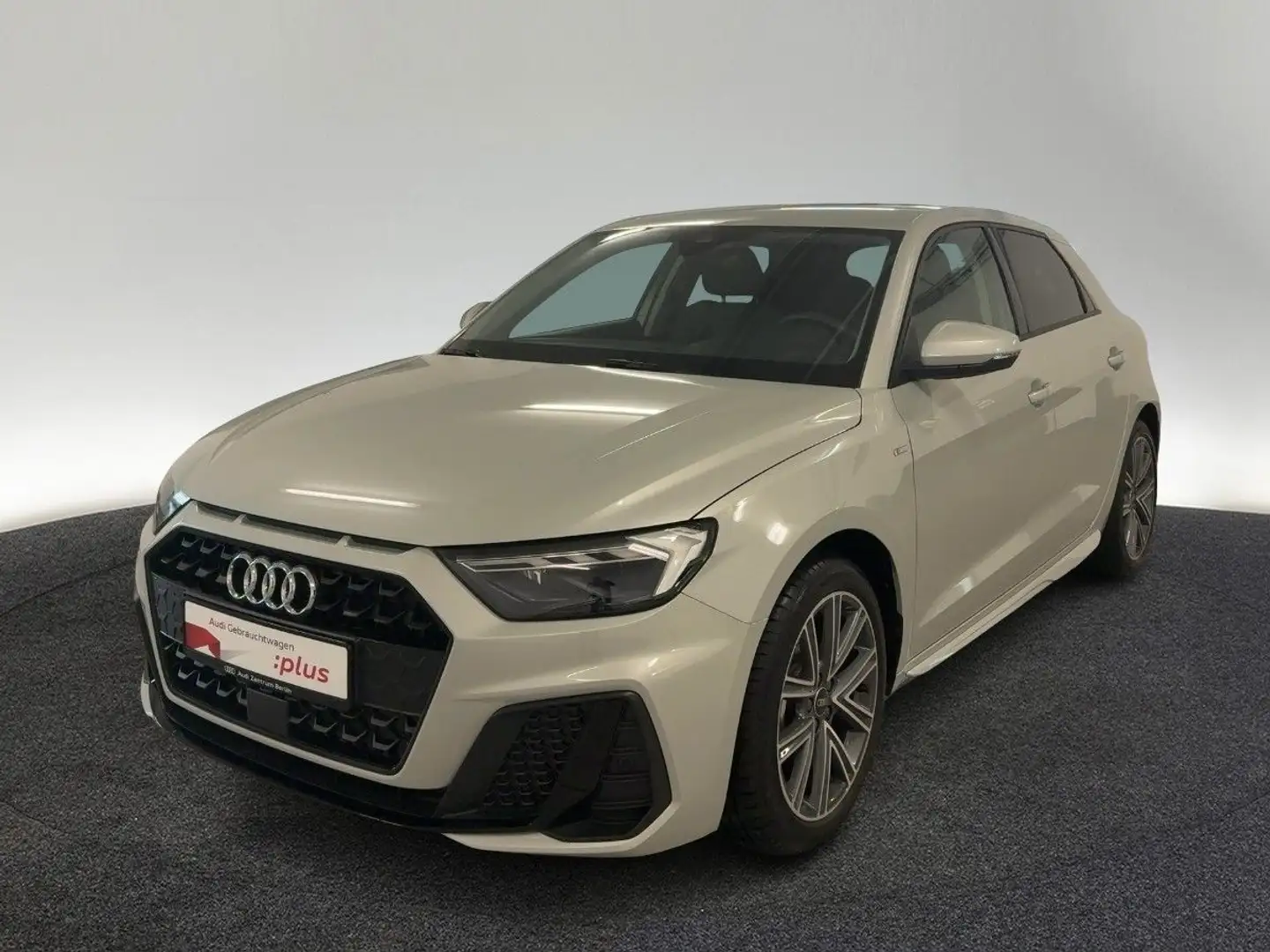 Audi A1 S line 25 TFSI S tr. VIRTUAL LED RF Silber - 2
