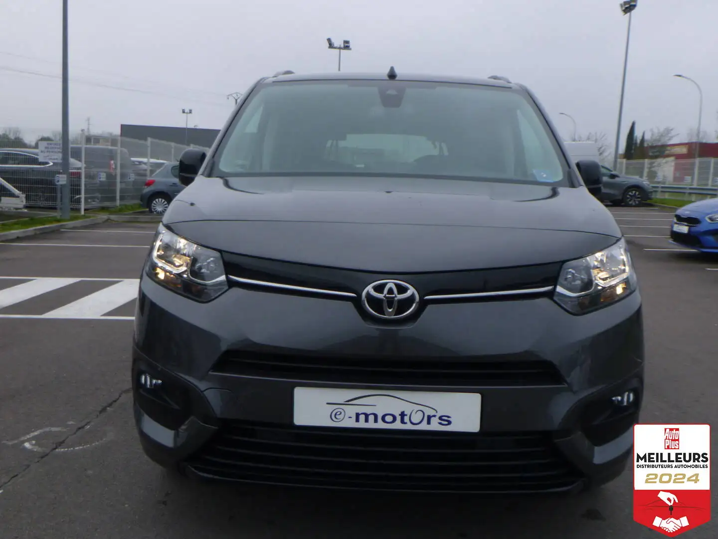 Toyota Proace City Proace City Verso Long Executive 130 D-4D BVA8 +7  Gris - 2
