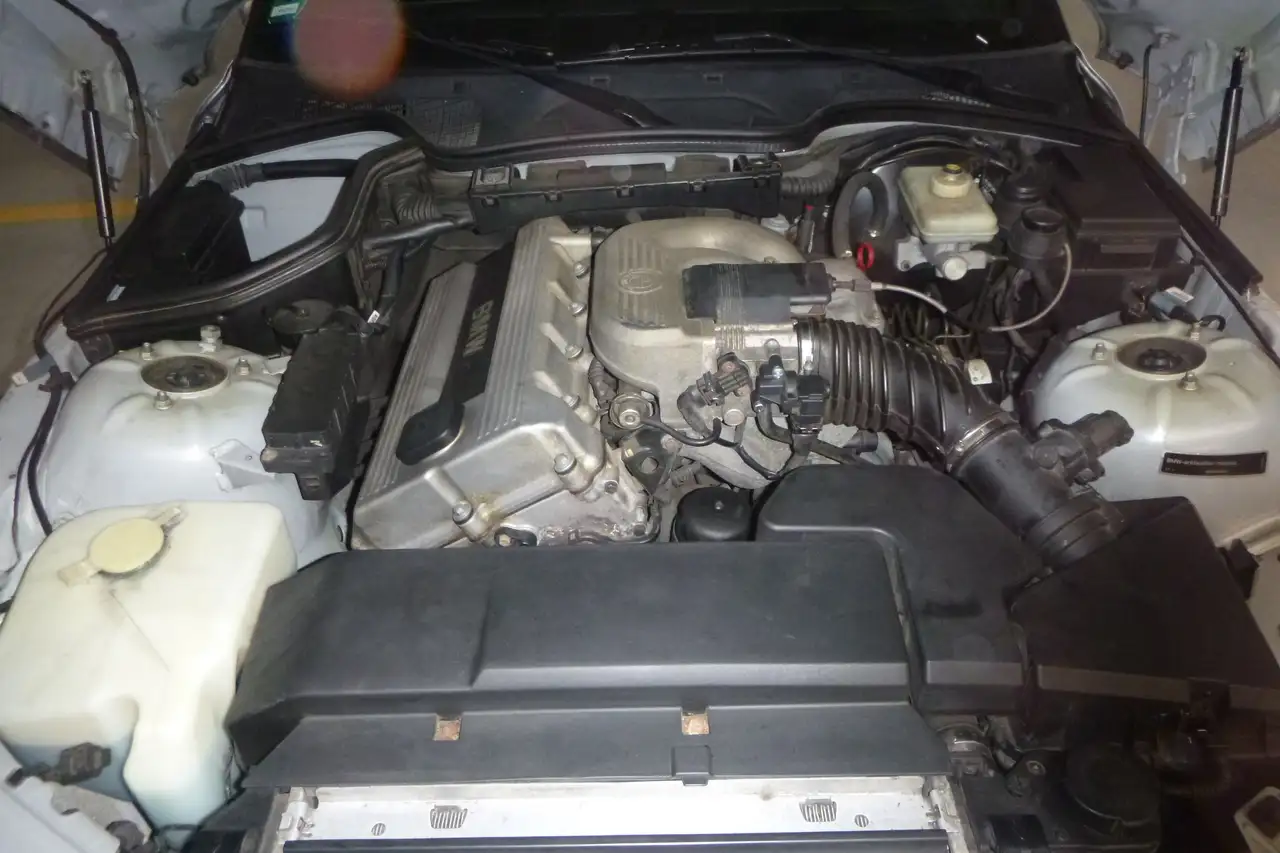 BMW Z3 1.9, foto 5