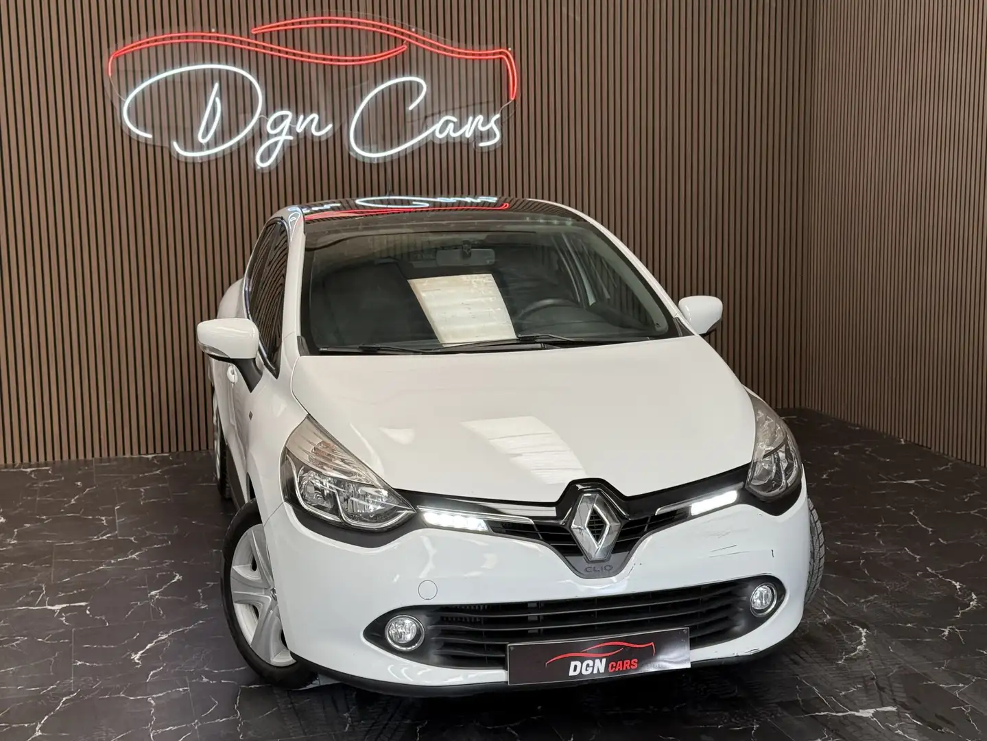 Renault Clio 1.5 dCi Community * TOIT PANO * Blanc - 2