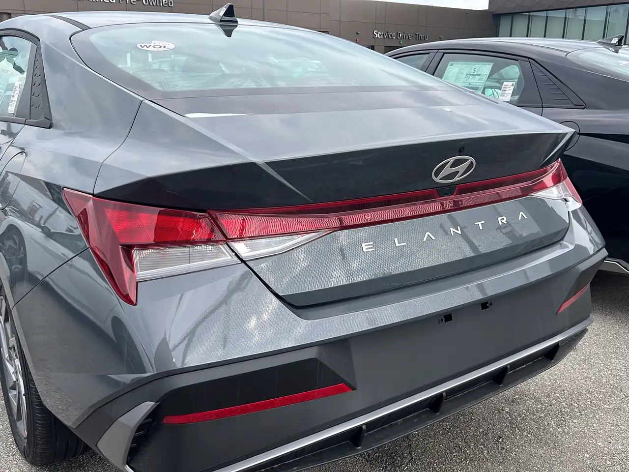 Hyundai ELANTRA снимка Hyundai ELANTRA