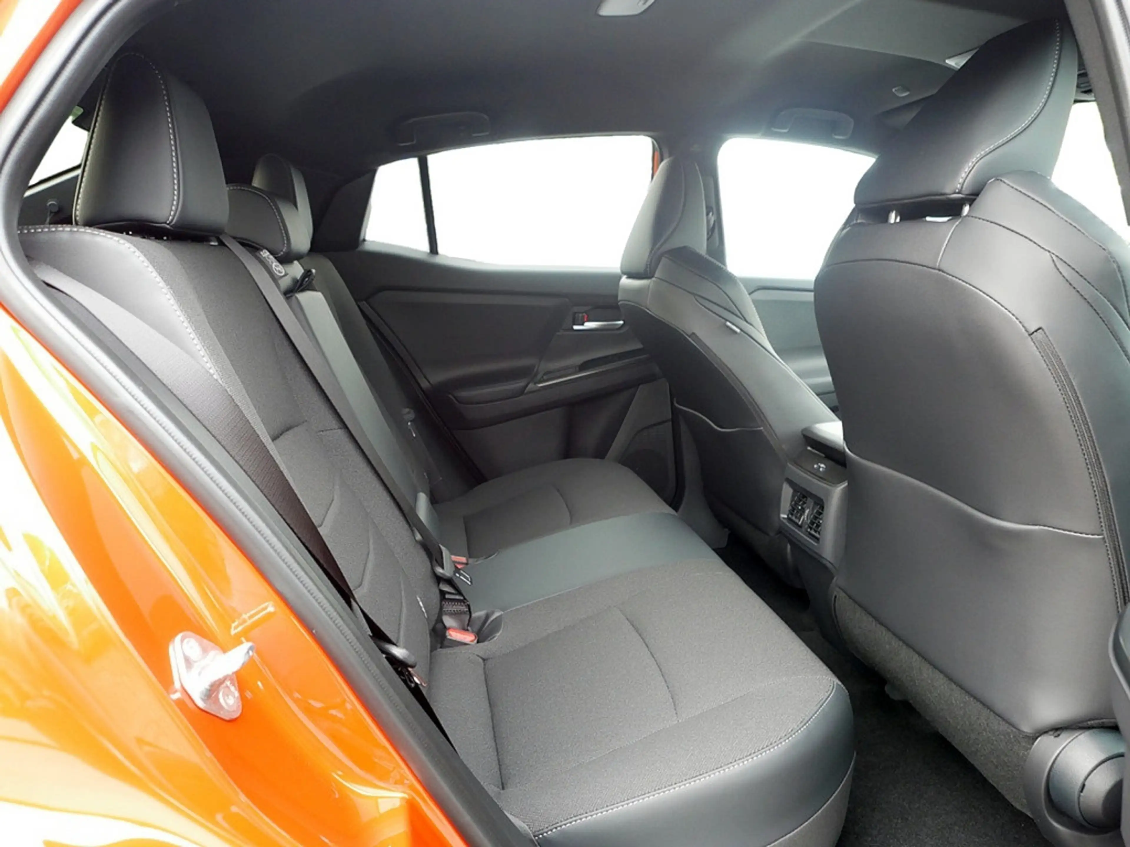 Subaru Uncharted 58 Trend — photo 11
