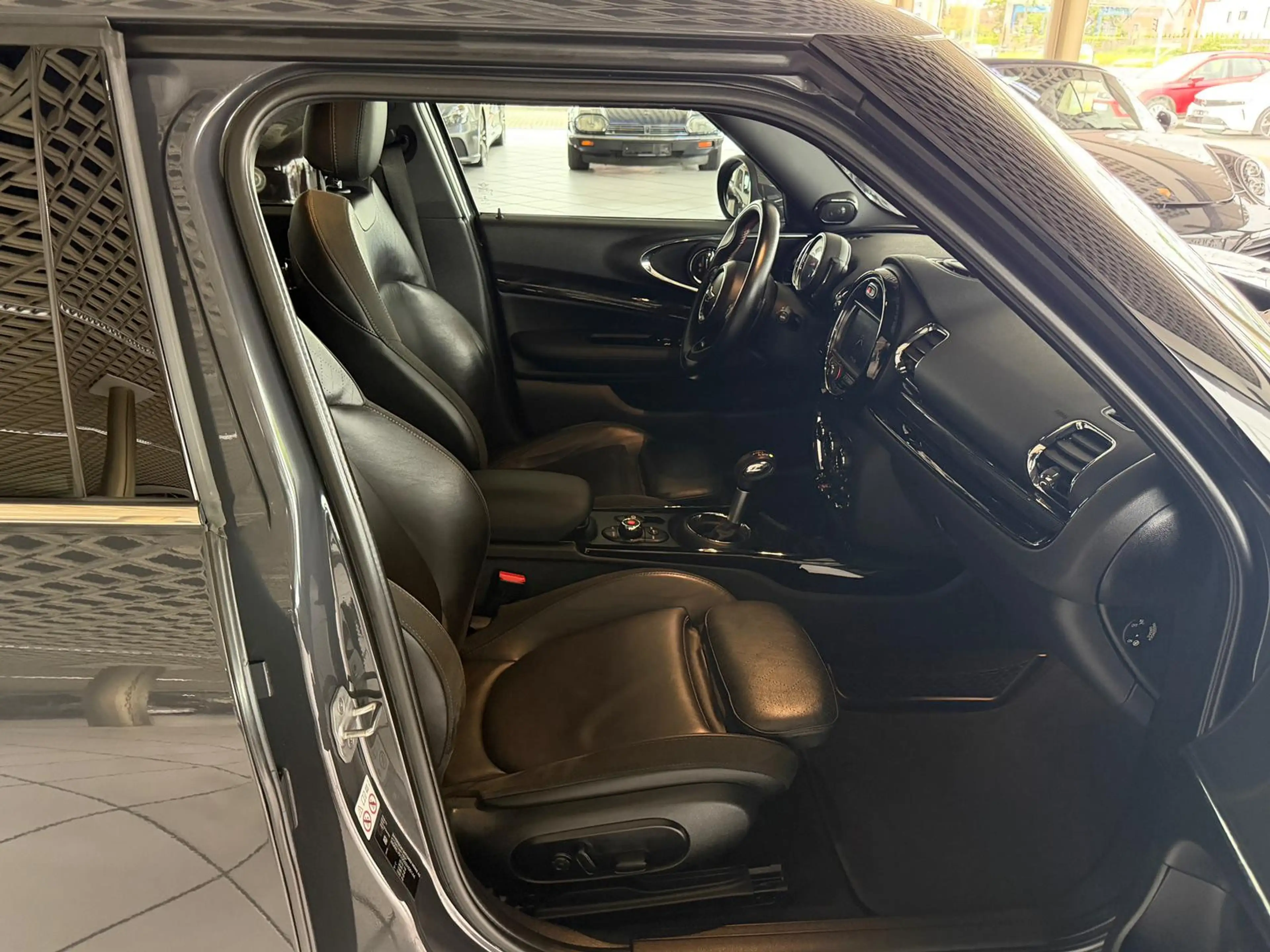 MINI John Cooper Works Clubman KAMERA KEYLESS SHZ 19 — photo 10
