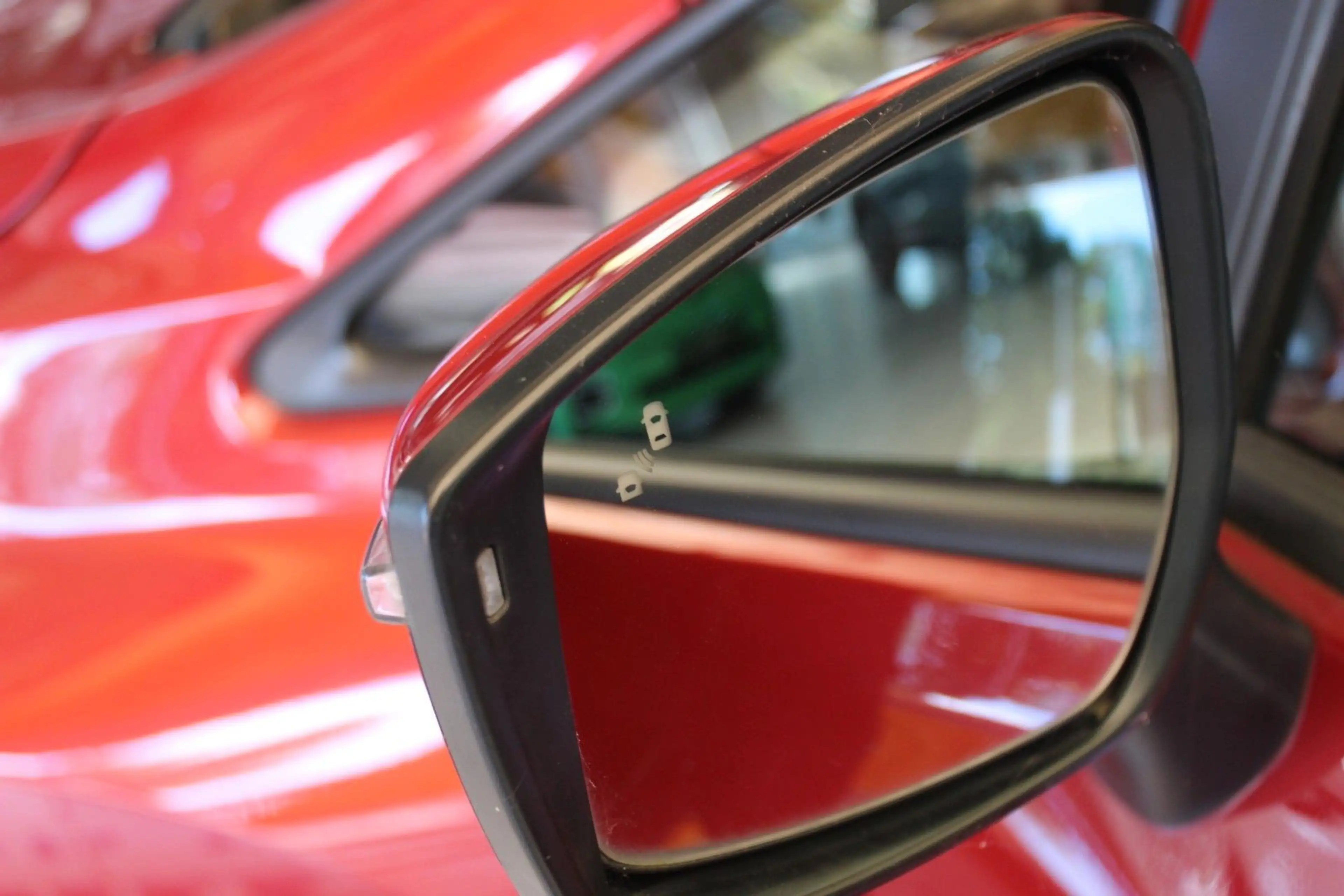 Nissan Note Tekna — photo 11