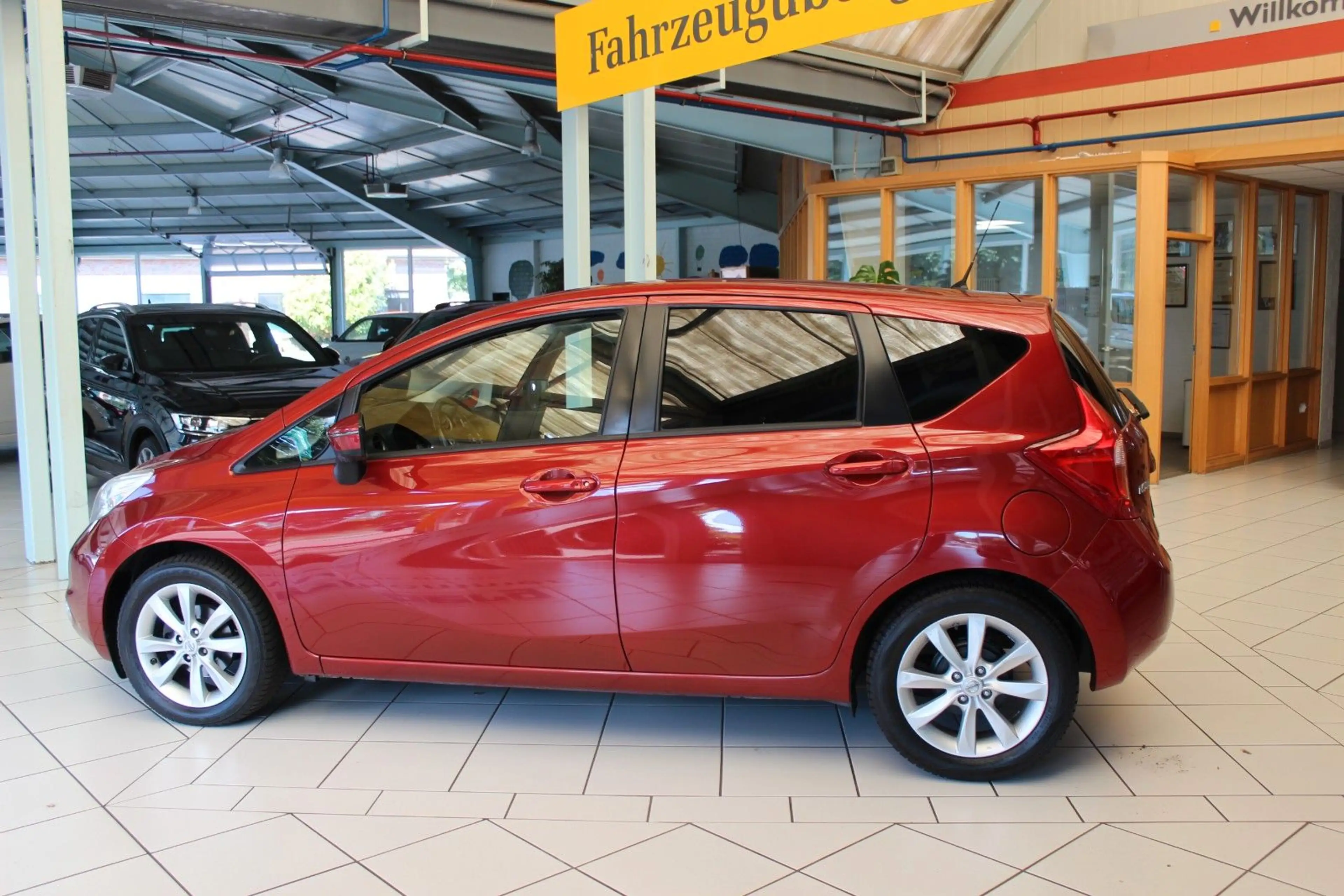 Nissan Note Tekna — photo 10
