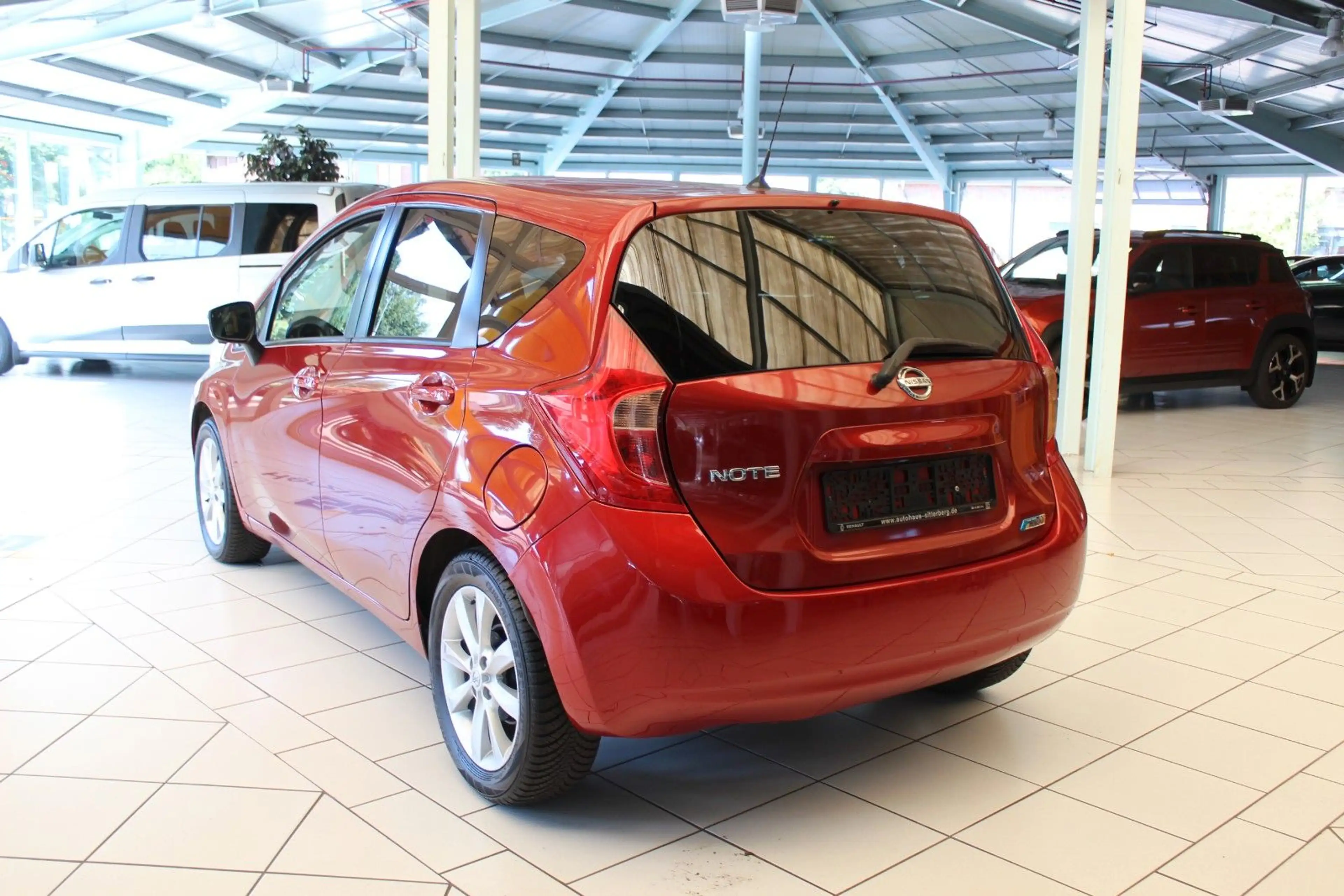 Nissan Note Tekna — photo 9