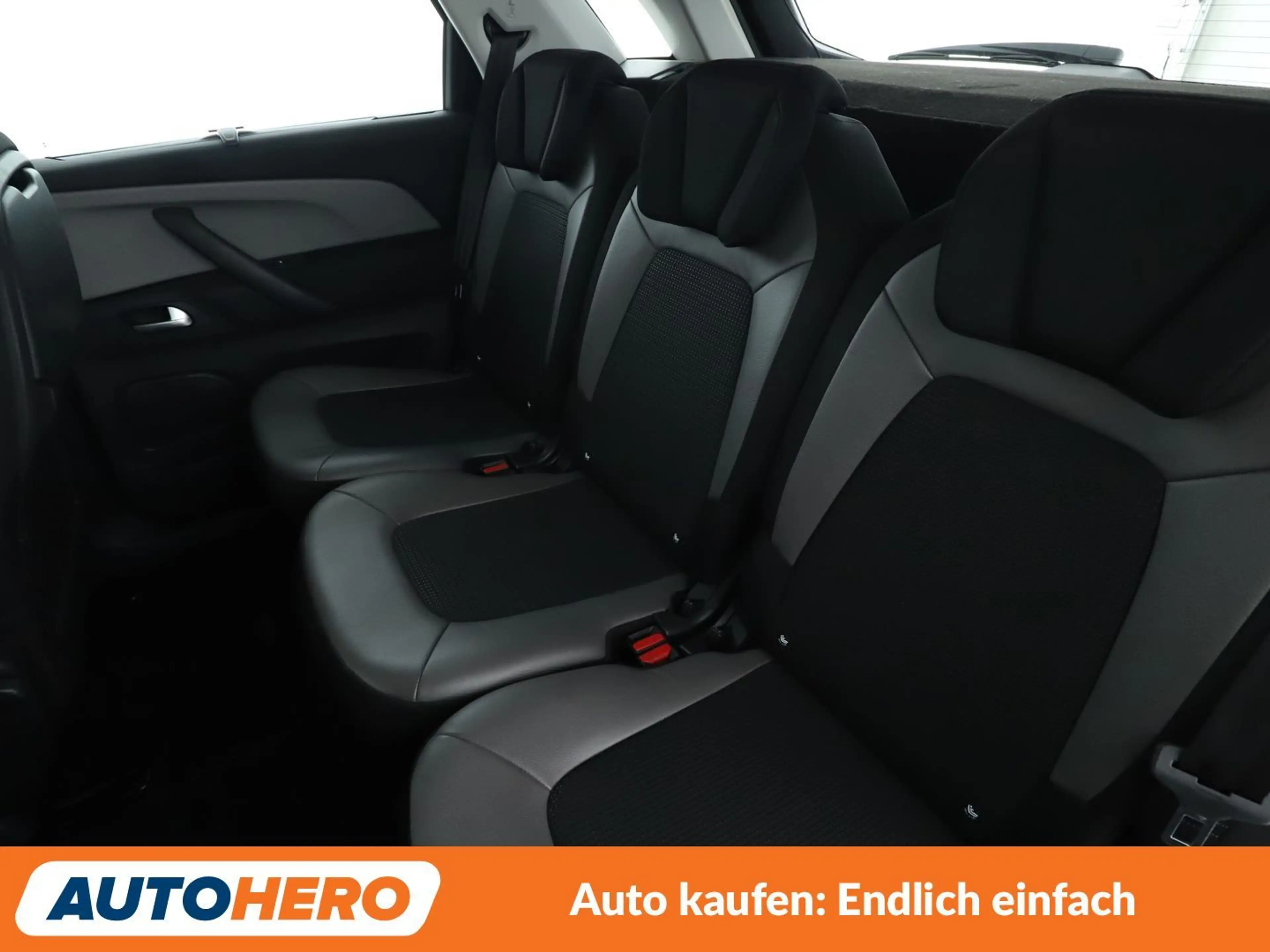 Citroen C4 Picasso 1.6 Blue-HDi Selection — photo 14