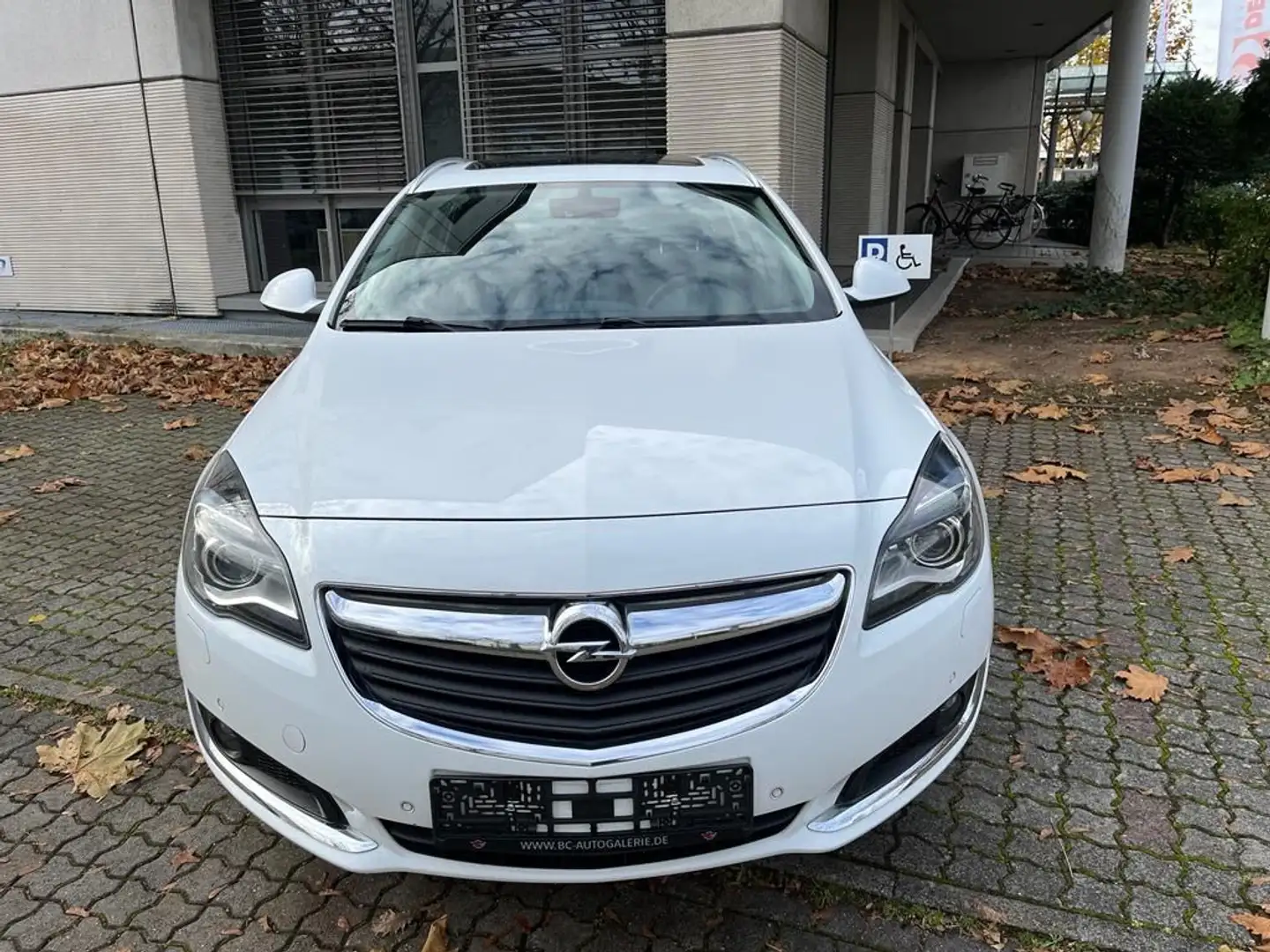 Opel Insignia A Sports Tourer Innovation~1 HAND*Pano* Weiß - 2