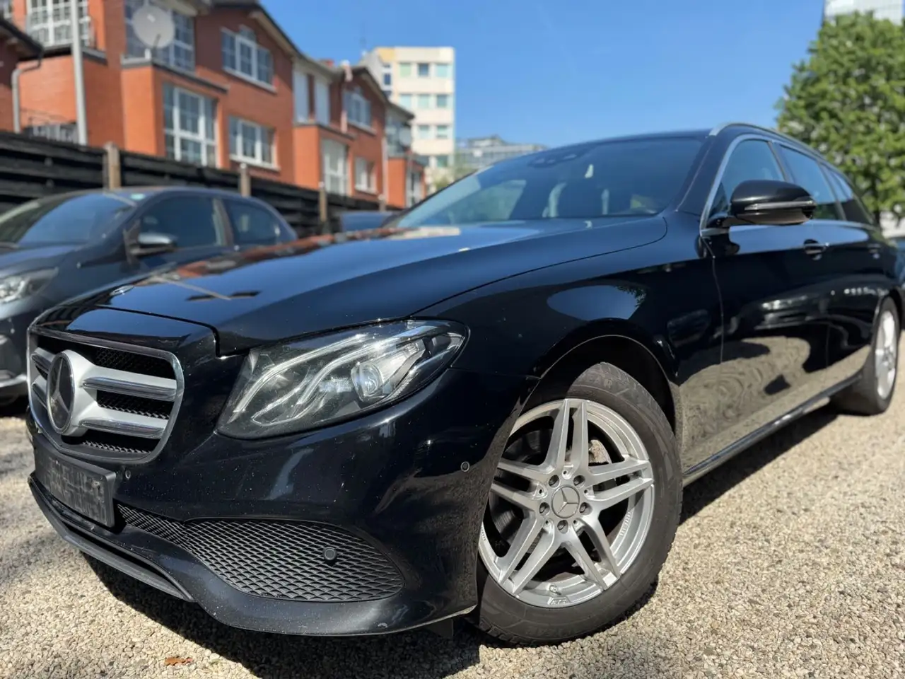 Mercedes-Benz E 220