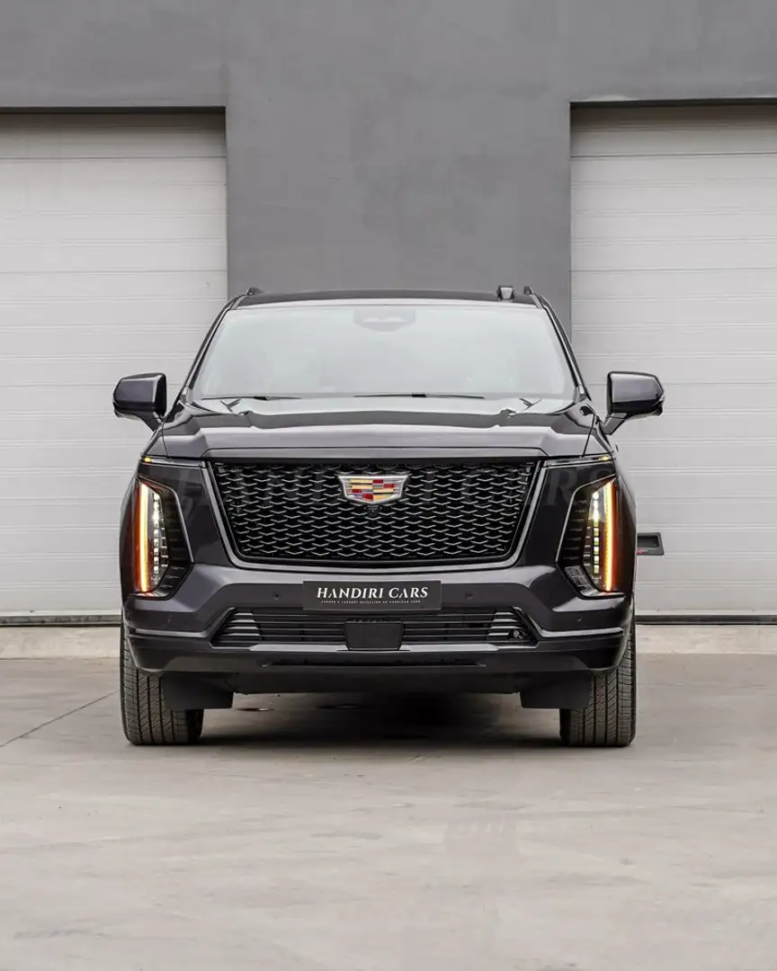 Cadillac Escalade 2025 ESV Sport Platinum € 147500 +55" HD CURVED Grijs - 2