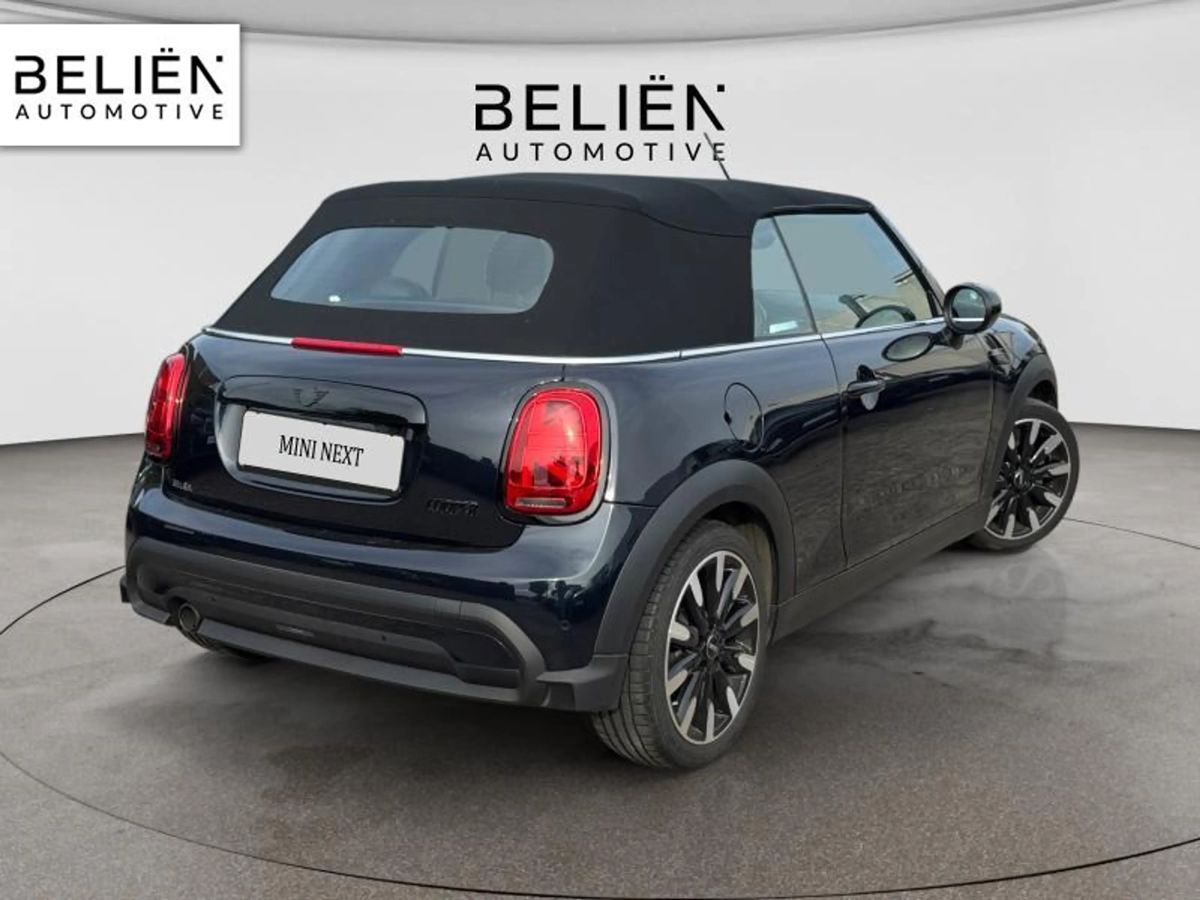 MINI Cooper Cabrio Classic trim — photo 2