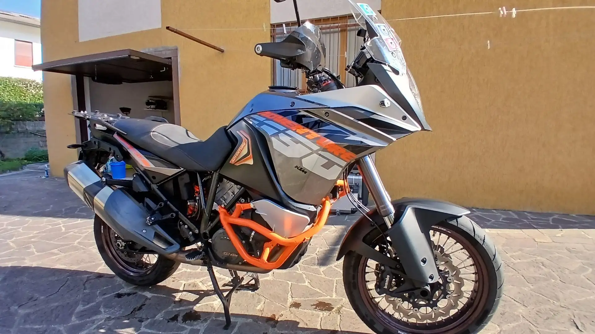 KTM 1190 Adventure R Gris - 1