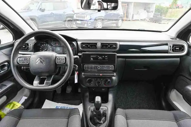Citroen C3 view 11
