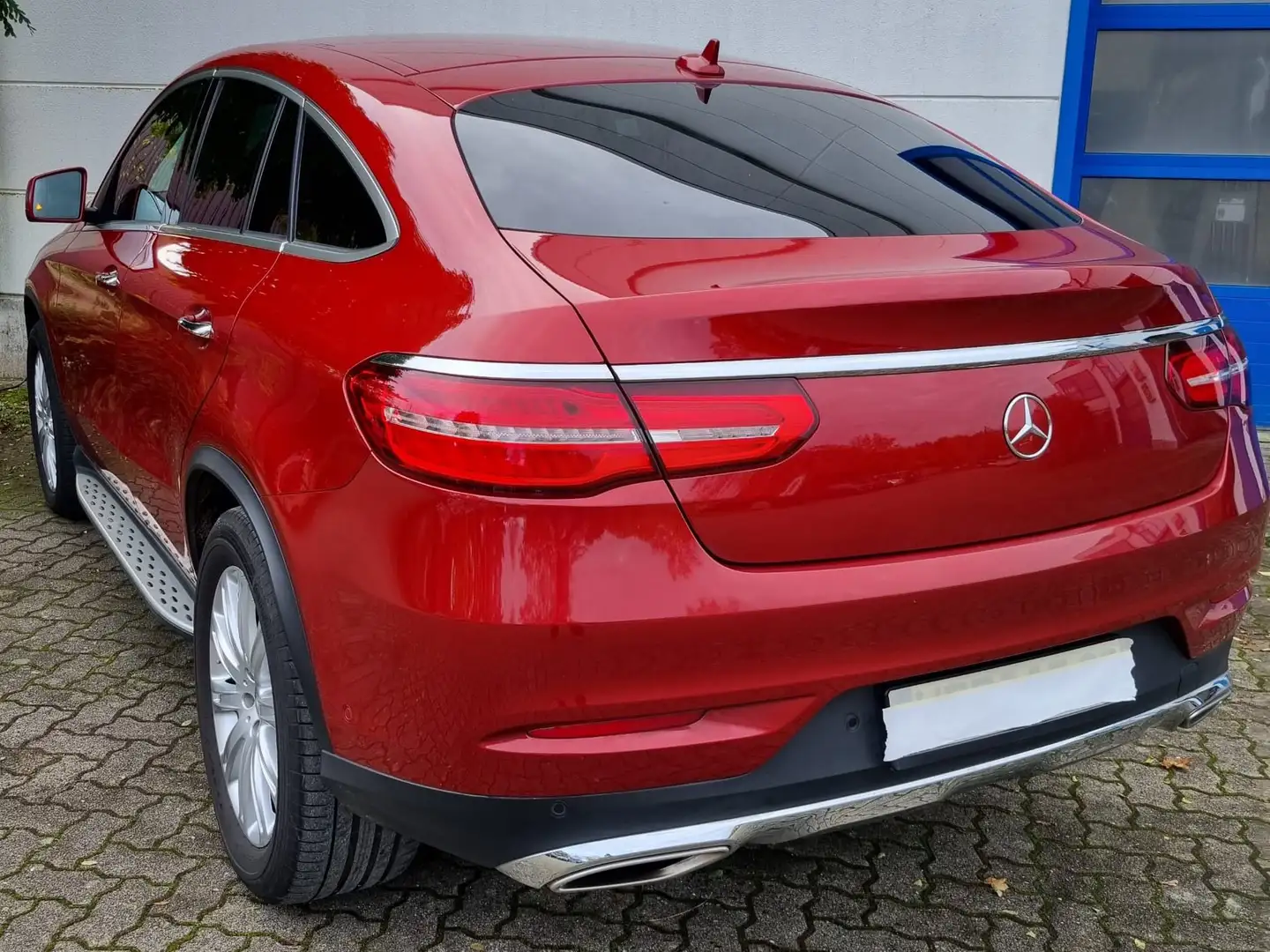 Mercedes-Benz GLE 400 GLE 400 4Matic 9G-TRONIC AMG line Optik Rosso - 2
