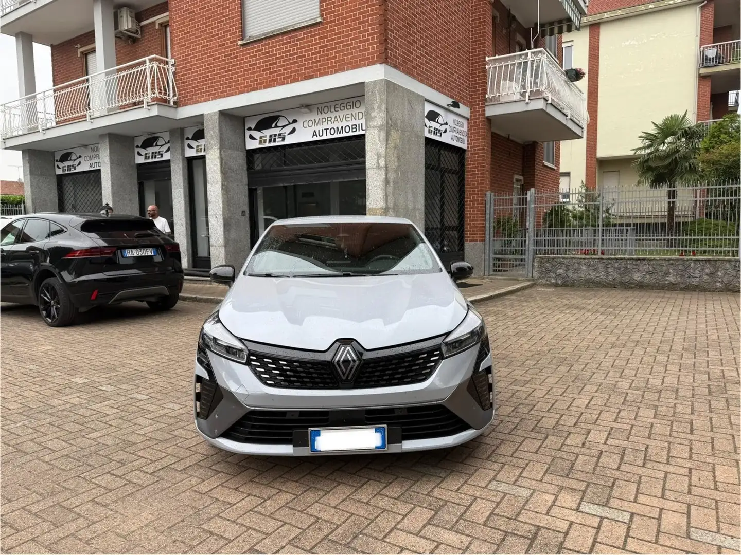 Renault Clio CLIO 1.6 E-Tech full hybrid Alpine 145cv neopaten Gris - 1