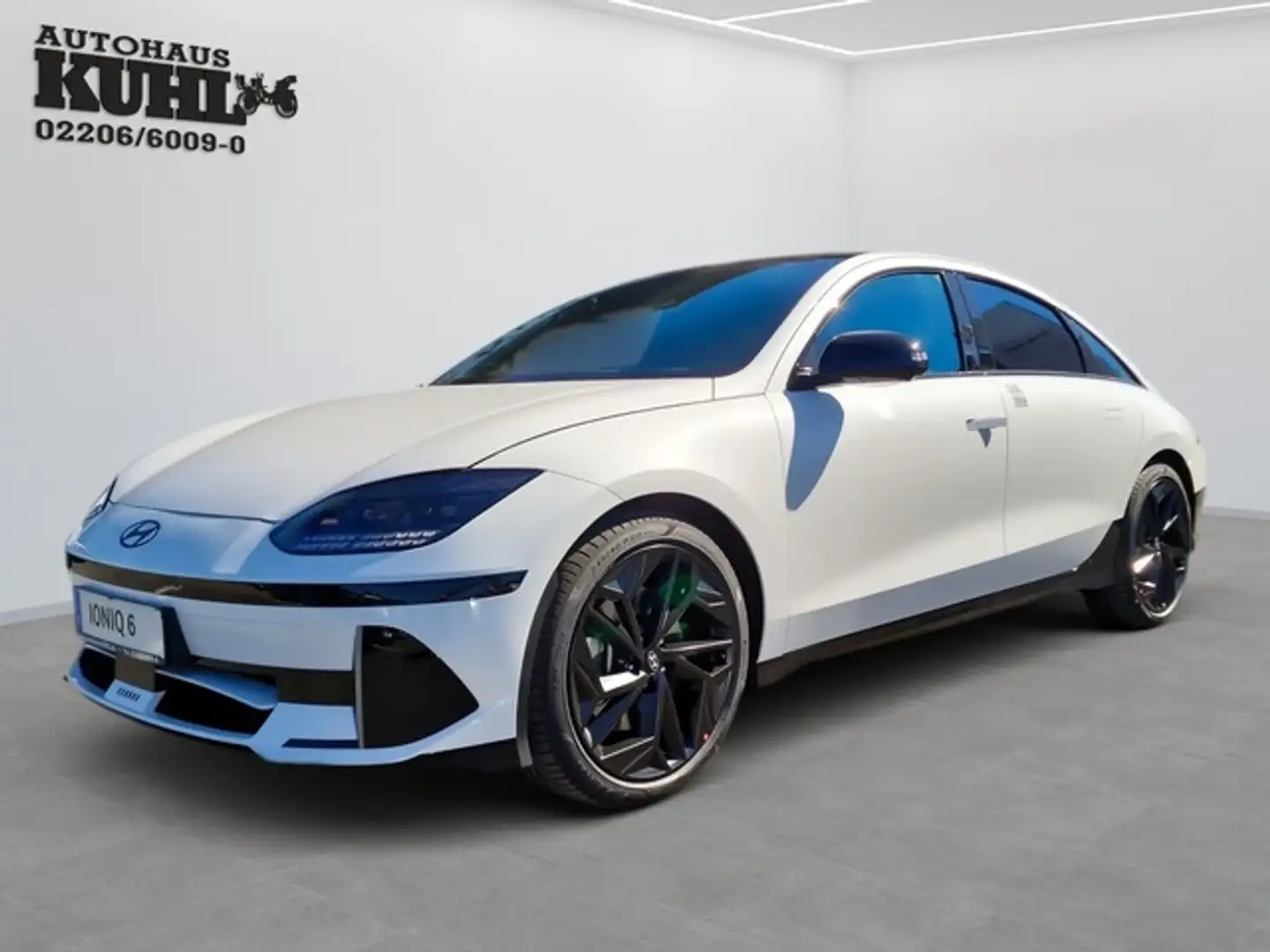 Hyundai IONIQ 6 First E+77,4kWh+4WD+AHK +8Jahre Garantie ab EZ+Nav bijela - 1